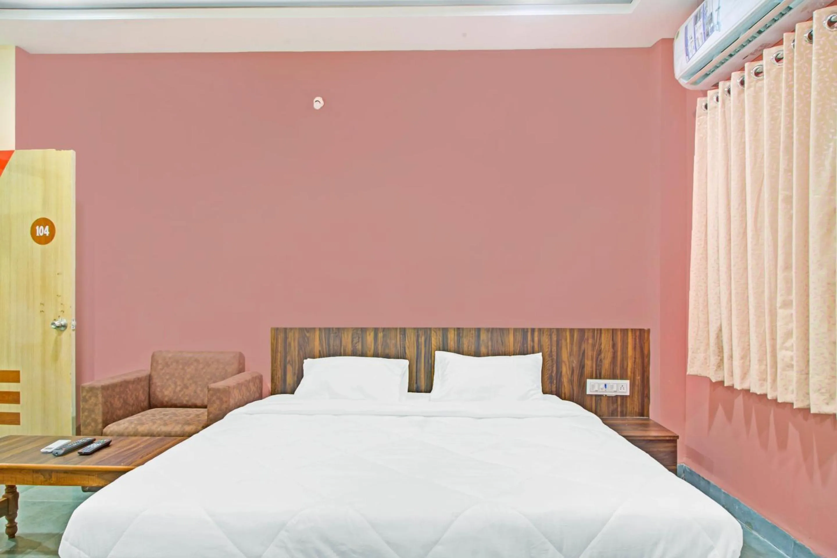 Bedroom in Hotel O Patil