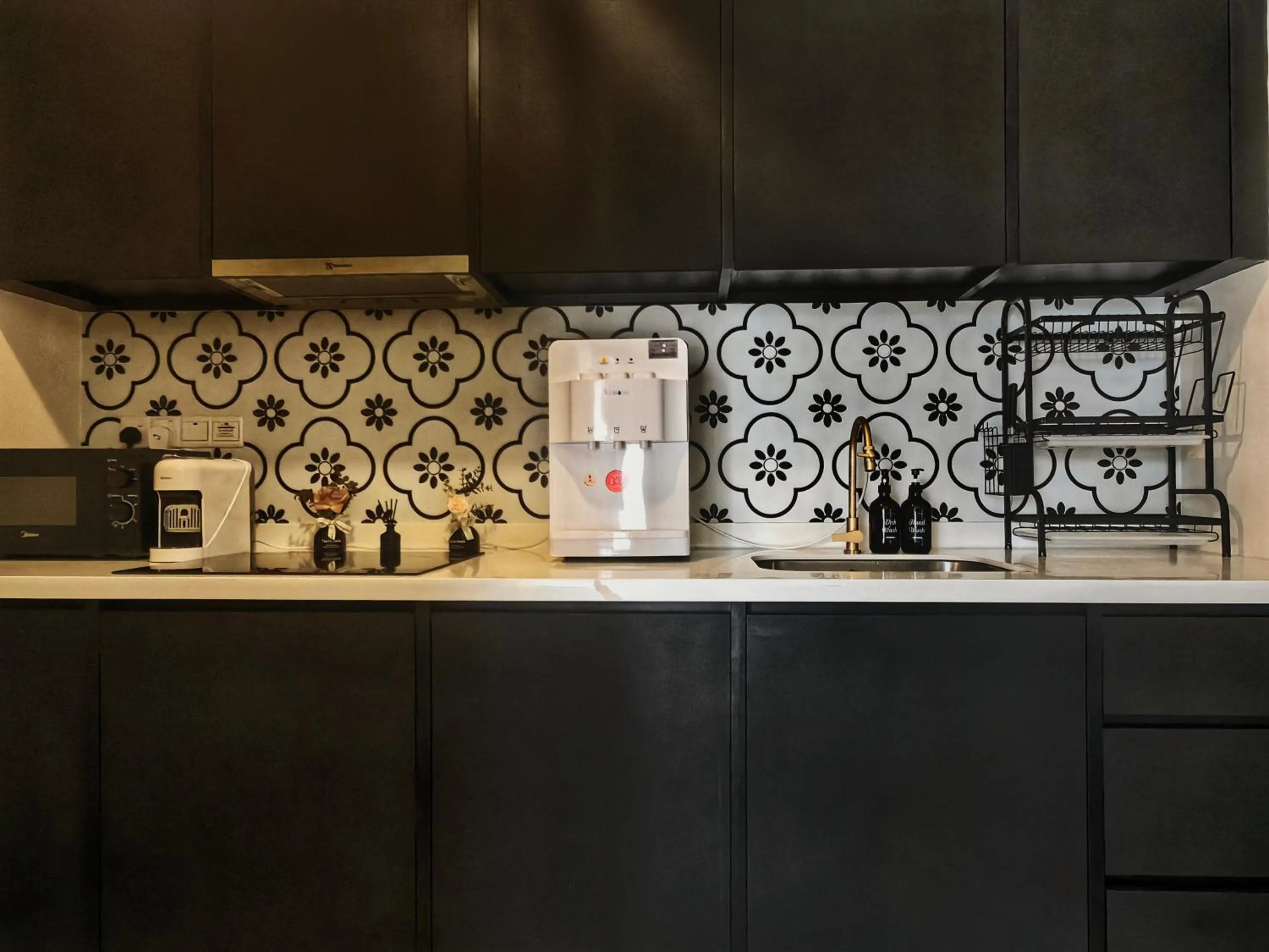 Kitchen or kitchenette in UNA Sunway Velocity Kuala Lumpur by Unimax