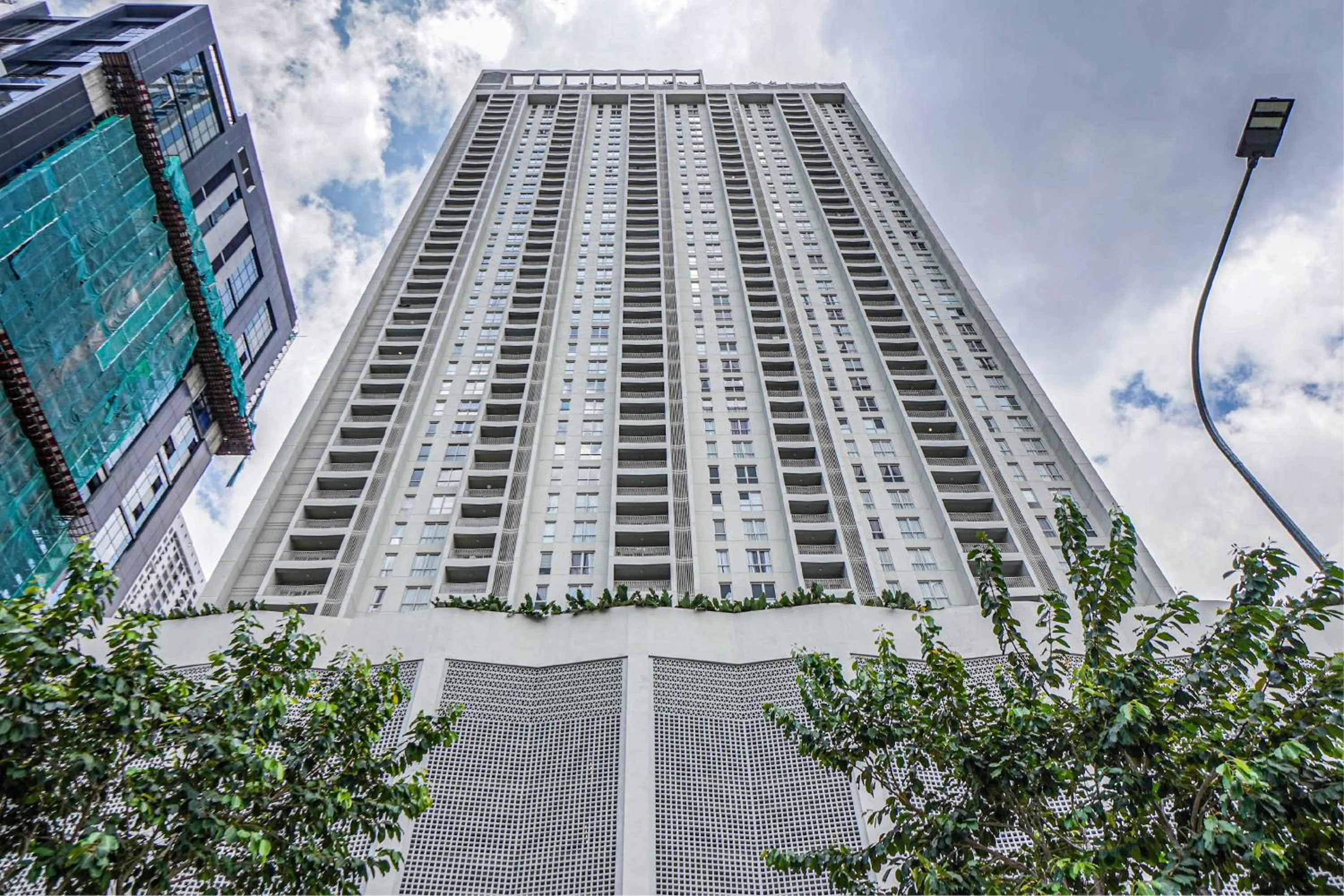 Property building in UNA Sunway Velocity Kuala Lumpur by Unimax