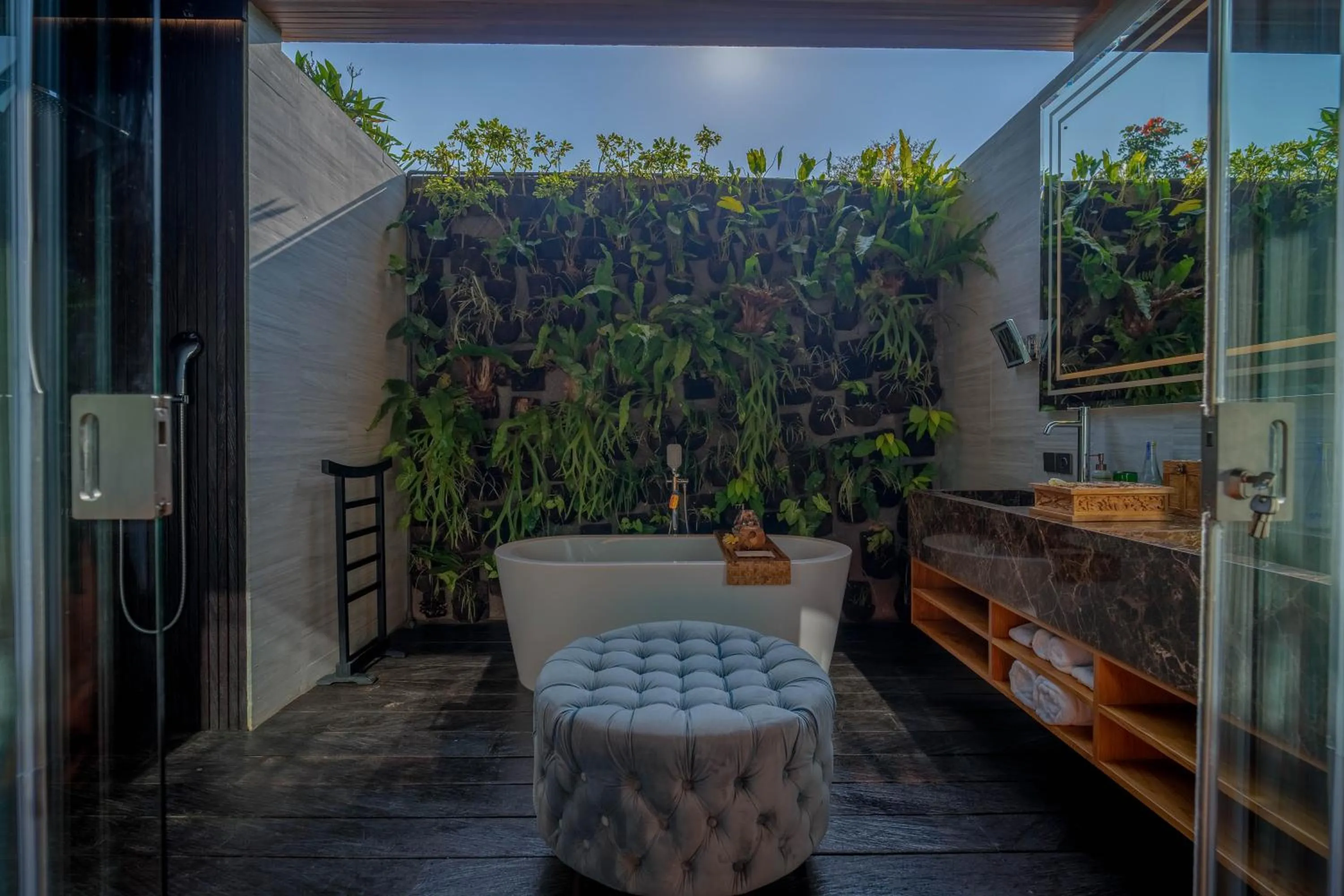 Bath in Gdas Bali Health and Wellness Resort - Adult Only