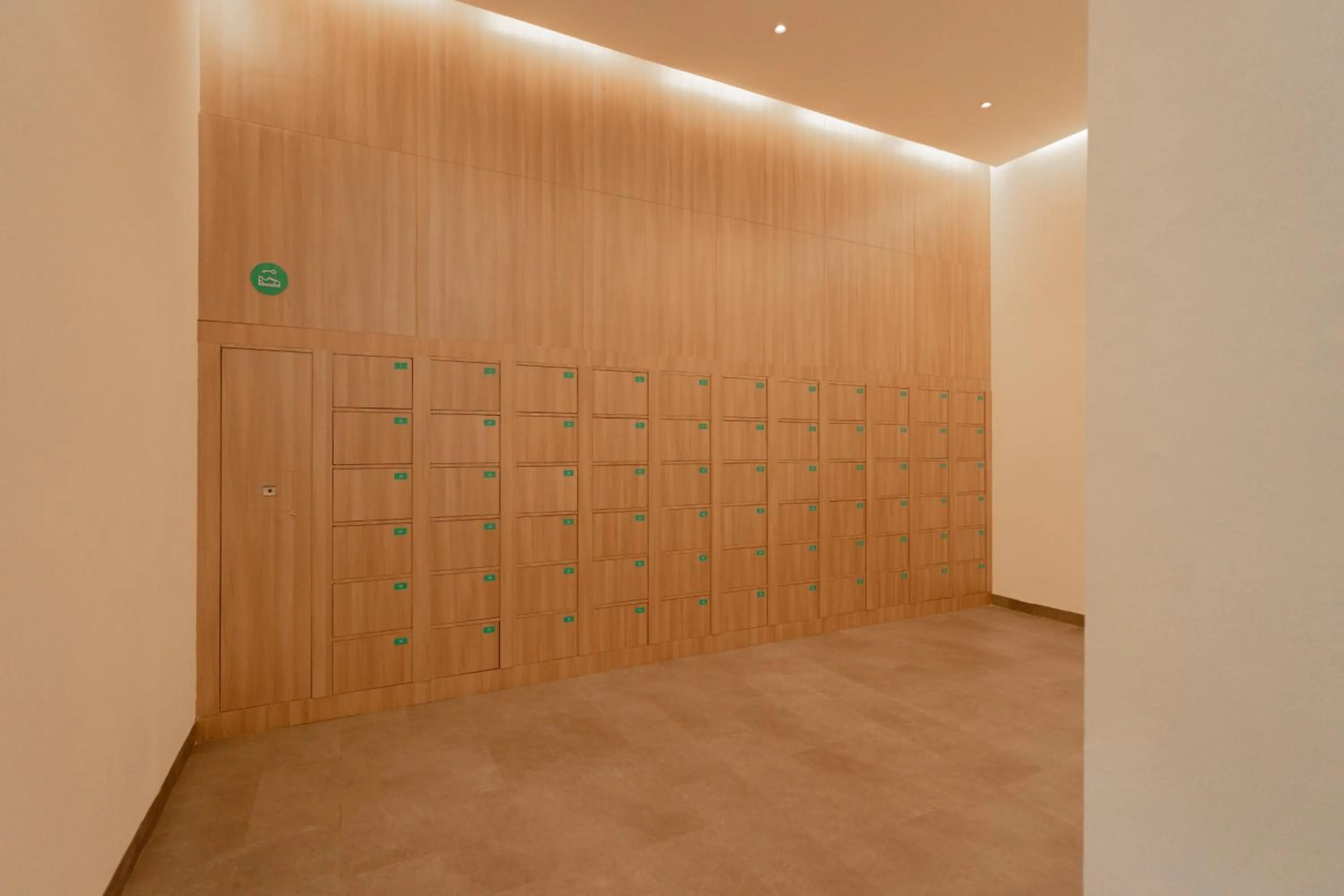 microwave in Bobopod Alun-Alun, Malang