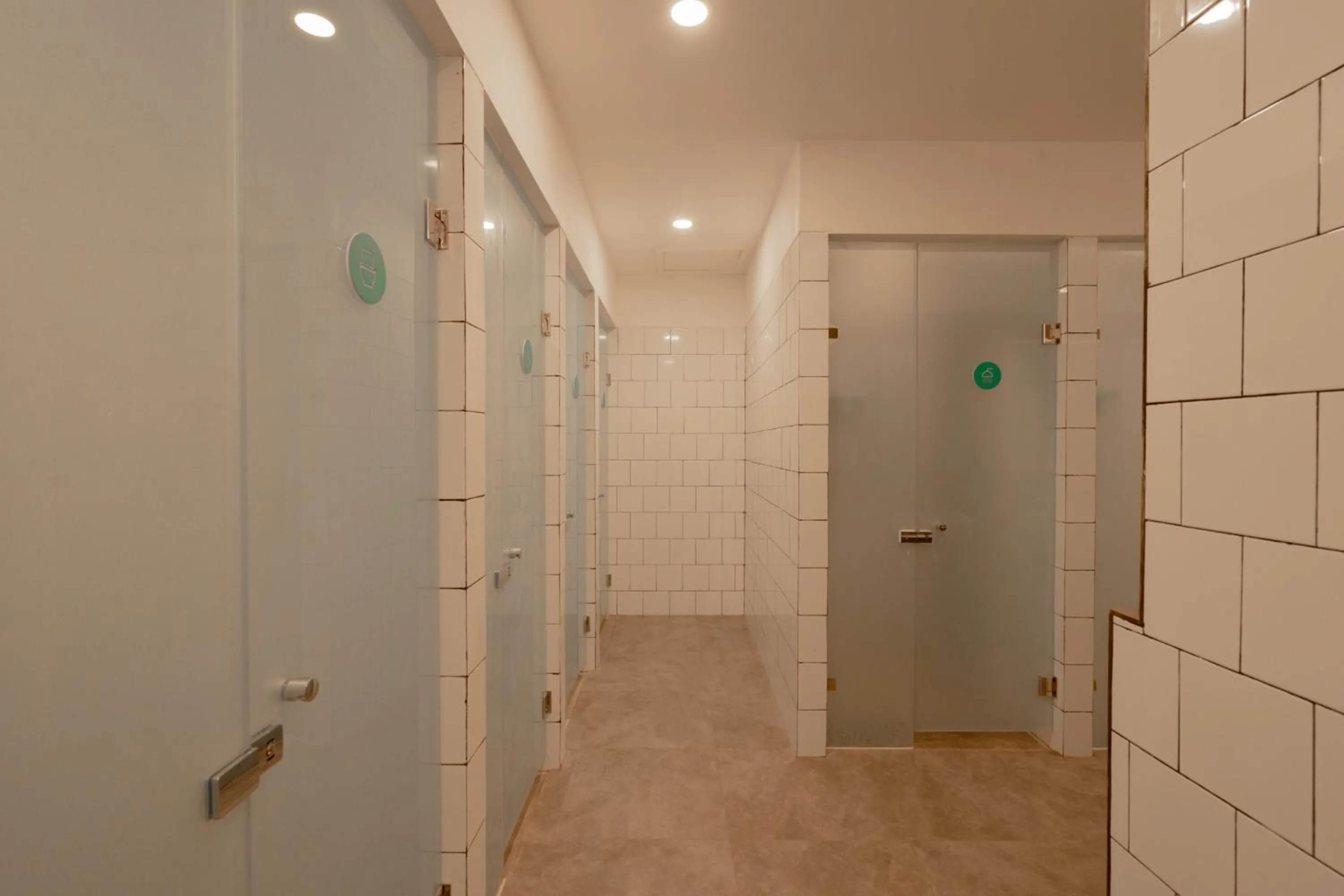 Bathroom in Bobopod Alun-Alun, Malang