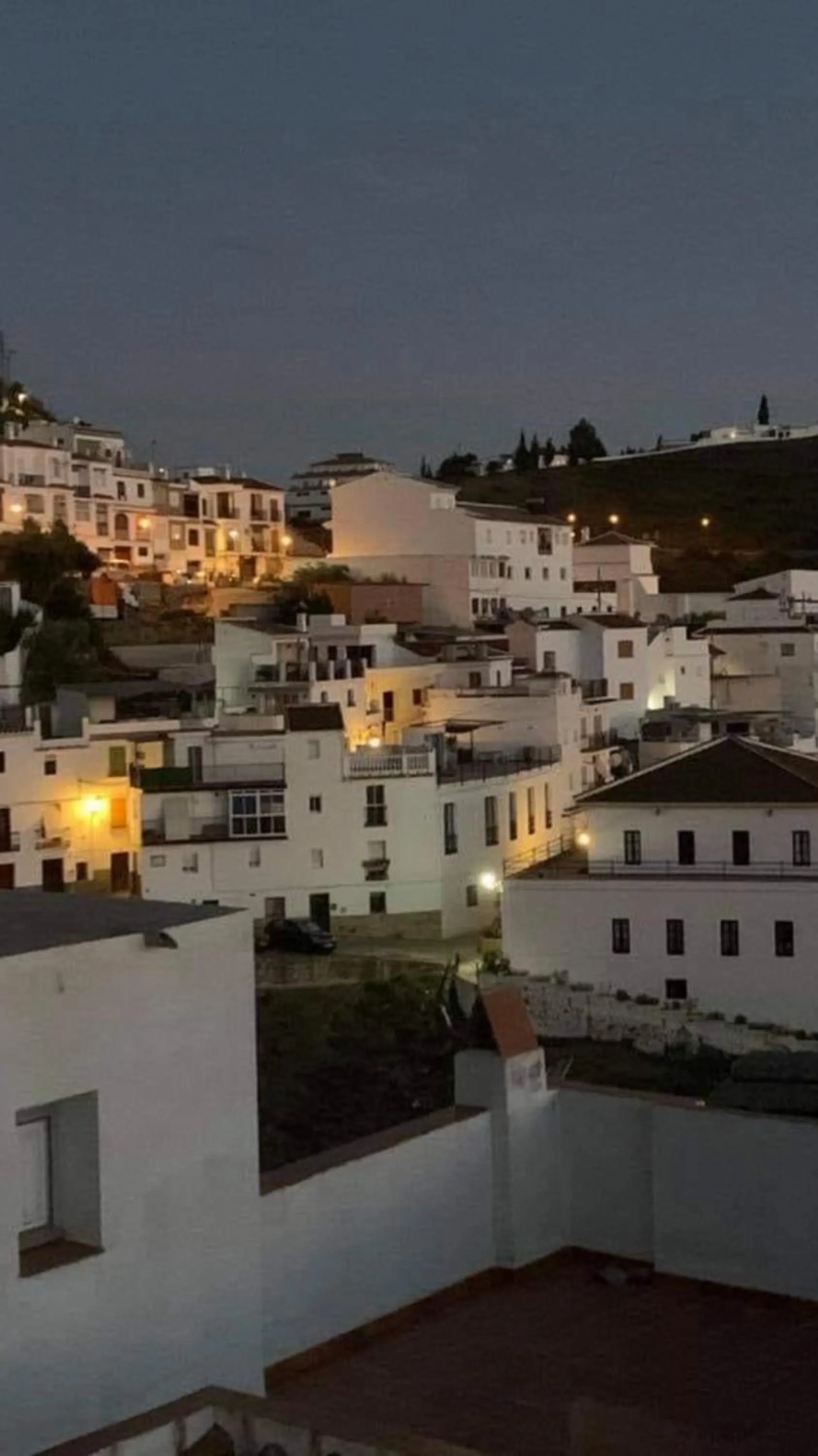 Neighbourhood in KiCo