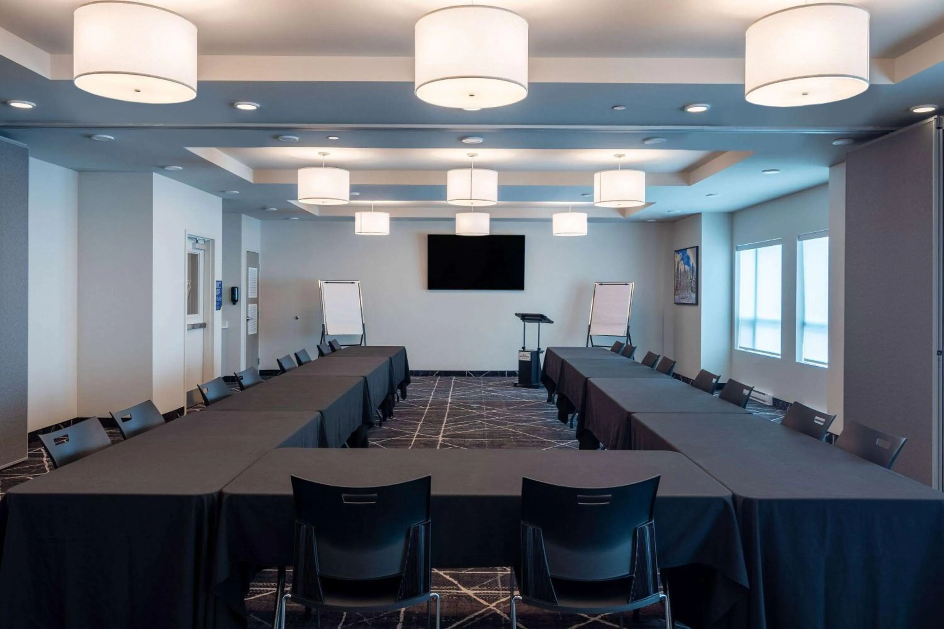 Meeting/conference room in Microtel Inn & Suites Dorval QC