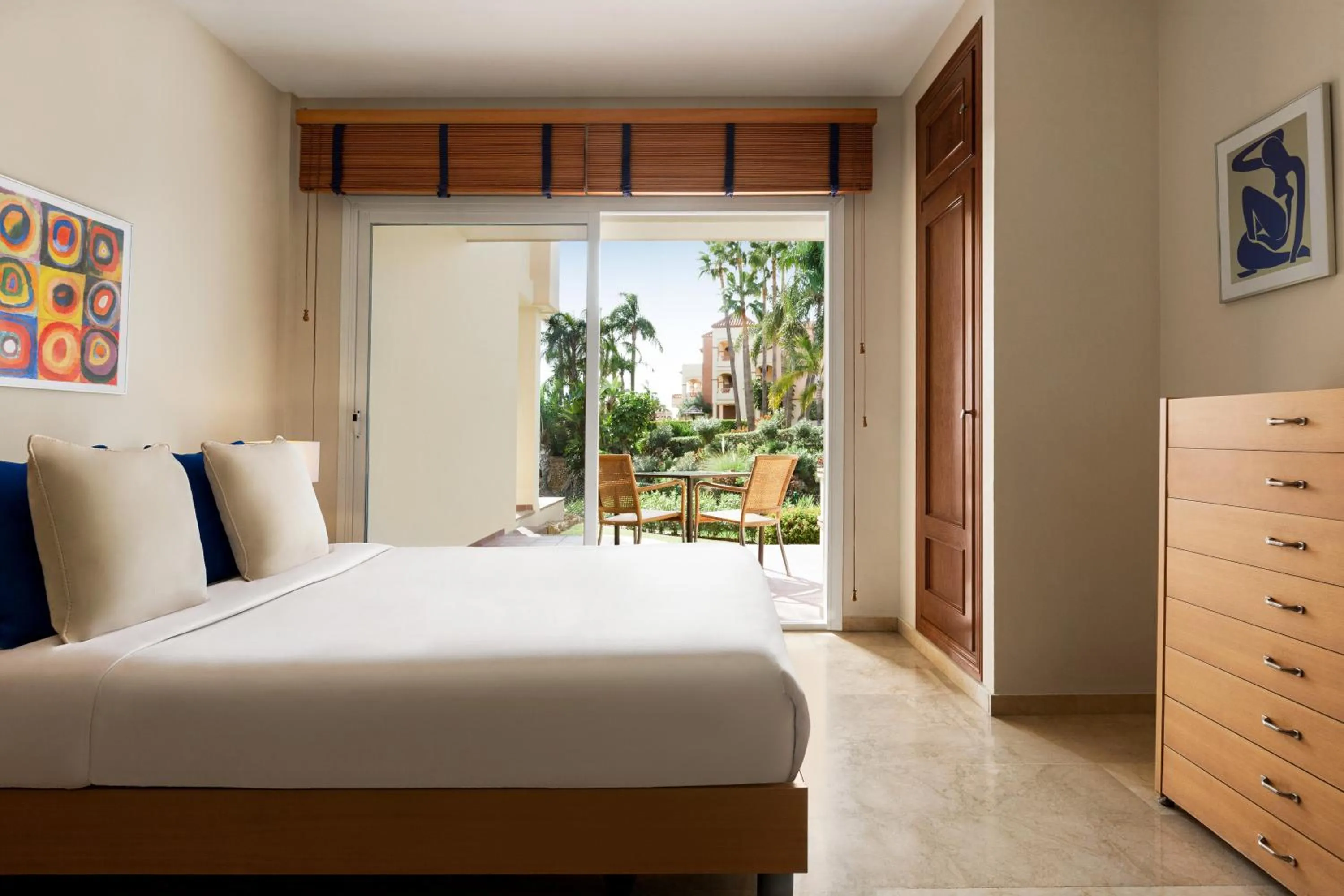 Bed in Wyndham Grand Costa del Sol