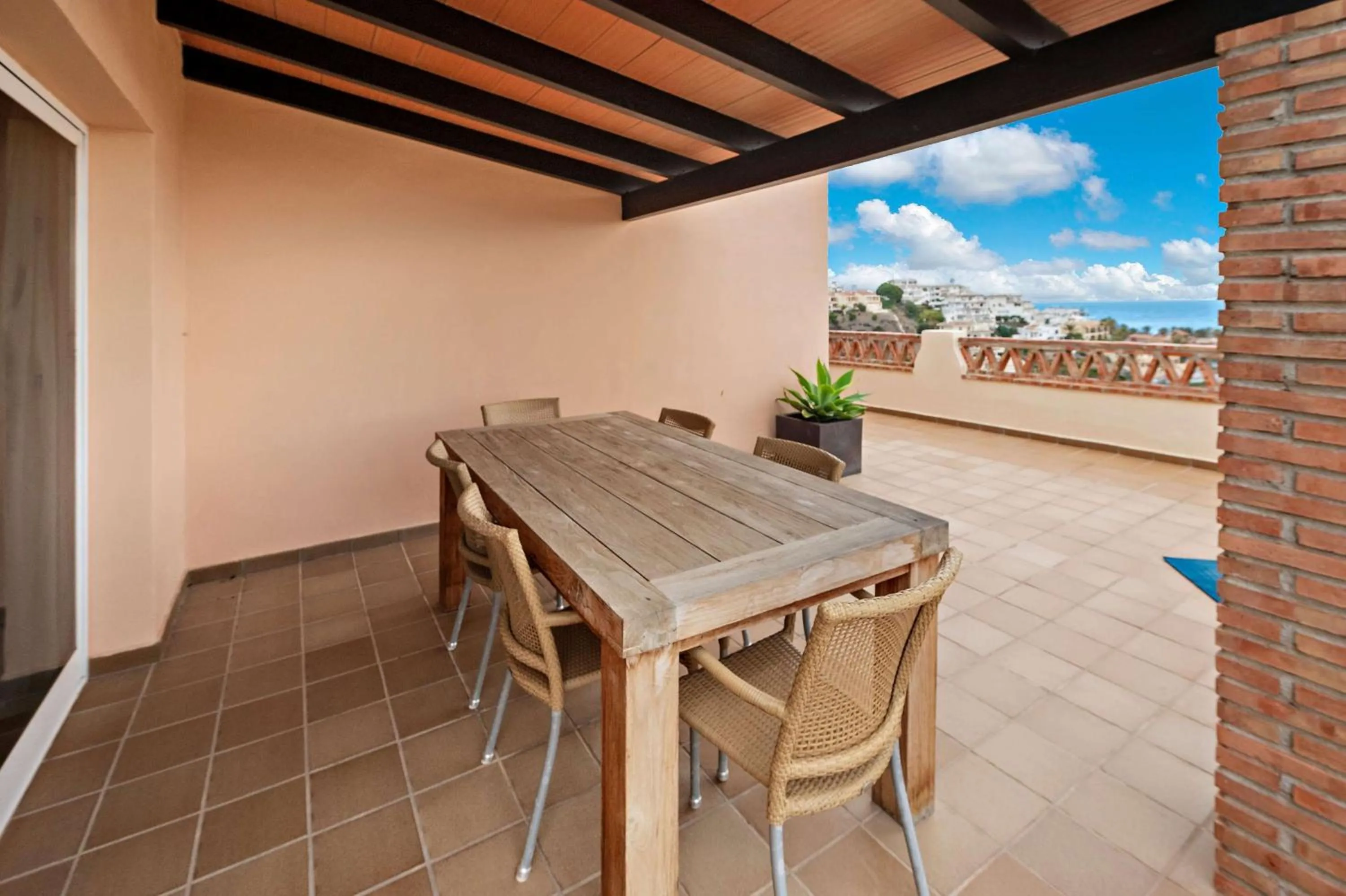 Photo of the whole room in Wyndham Grand Costa del Sol