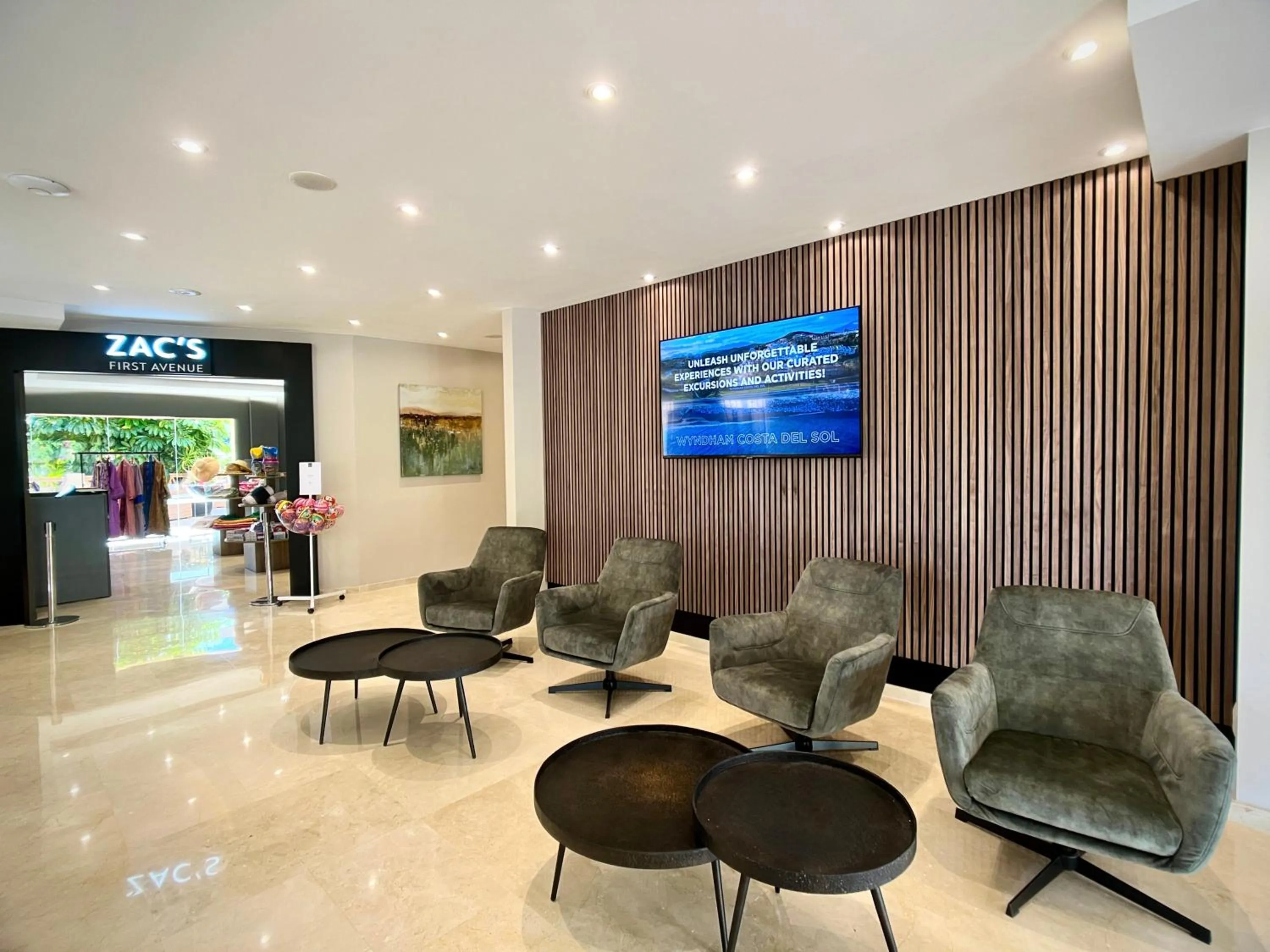 Lobby or reception in Wyndham Grand Costa del Sol