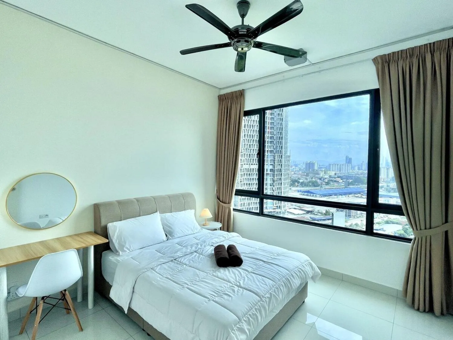Bed in Greenfield Residence Bandar Sunway