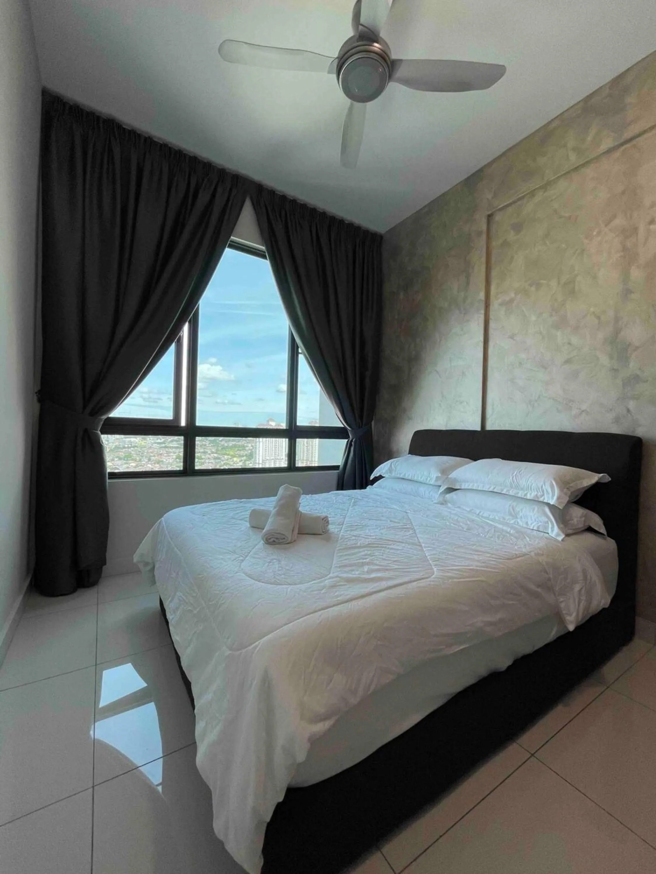 Bed in Greenfield Residence Bandar Sunway