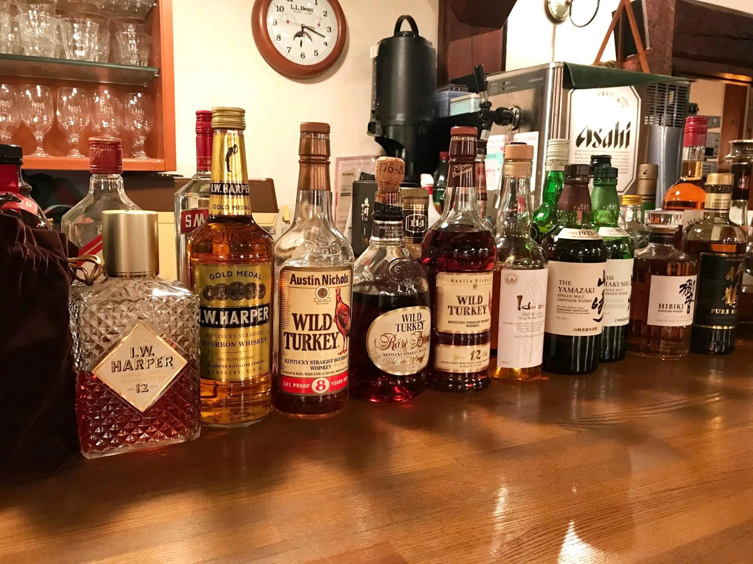 Alcoholic drinks in Petit Hotel Kazekozou