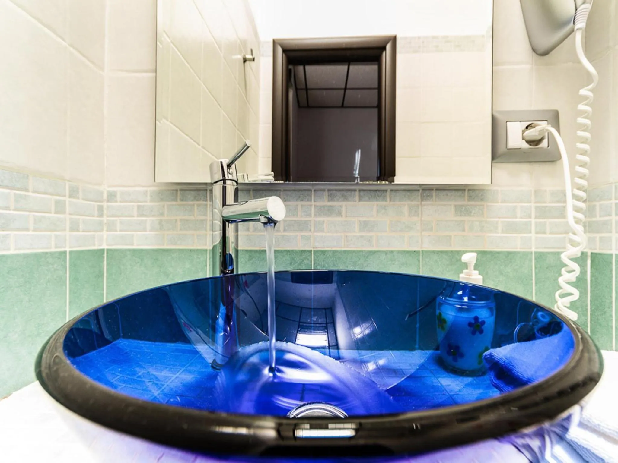 Bathroom in La Lupa in Trastevere