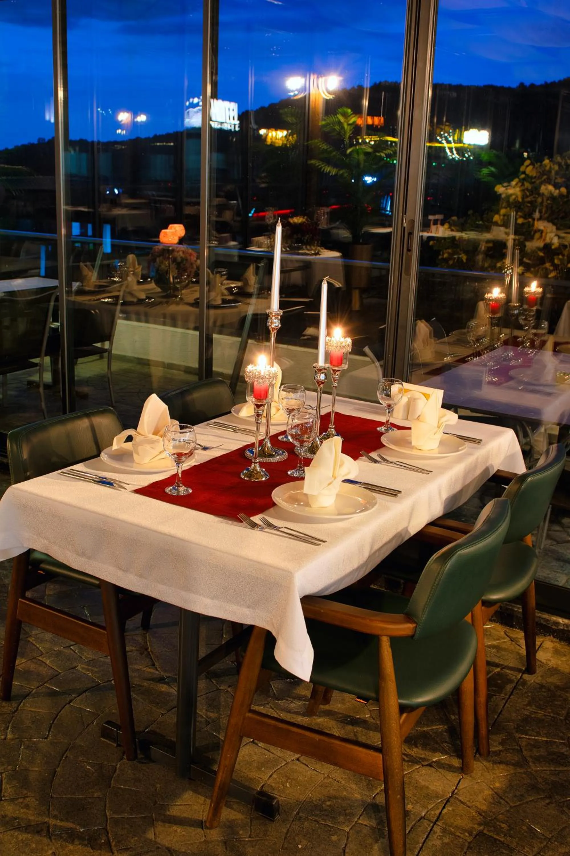 Restaurant/places to eat in Vela Verde Hotel & SPA