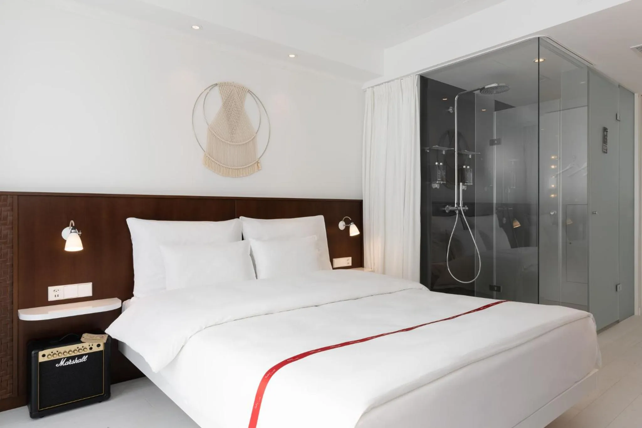 Photo of the whole room, Bed in Ruby Claire Hotel Geneva