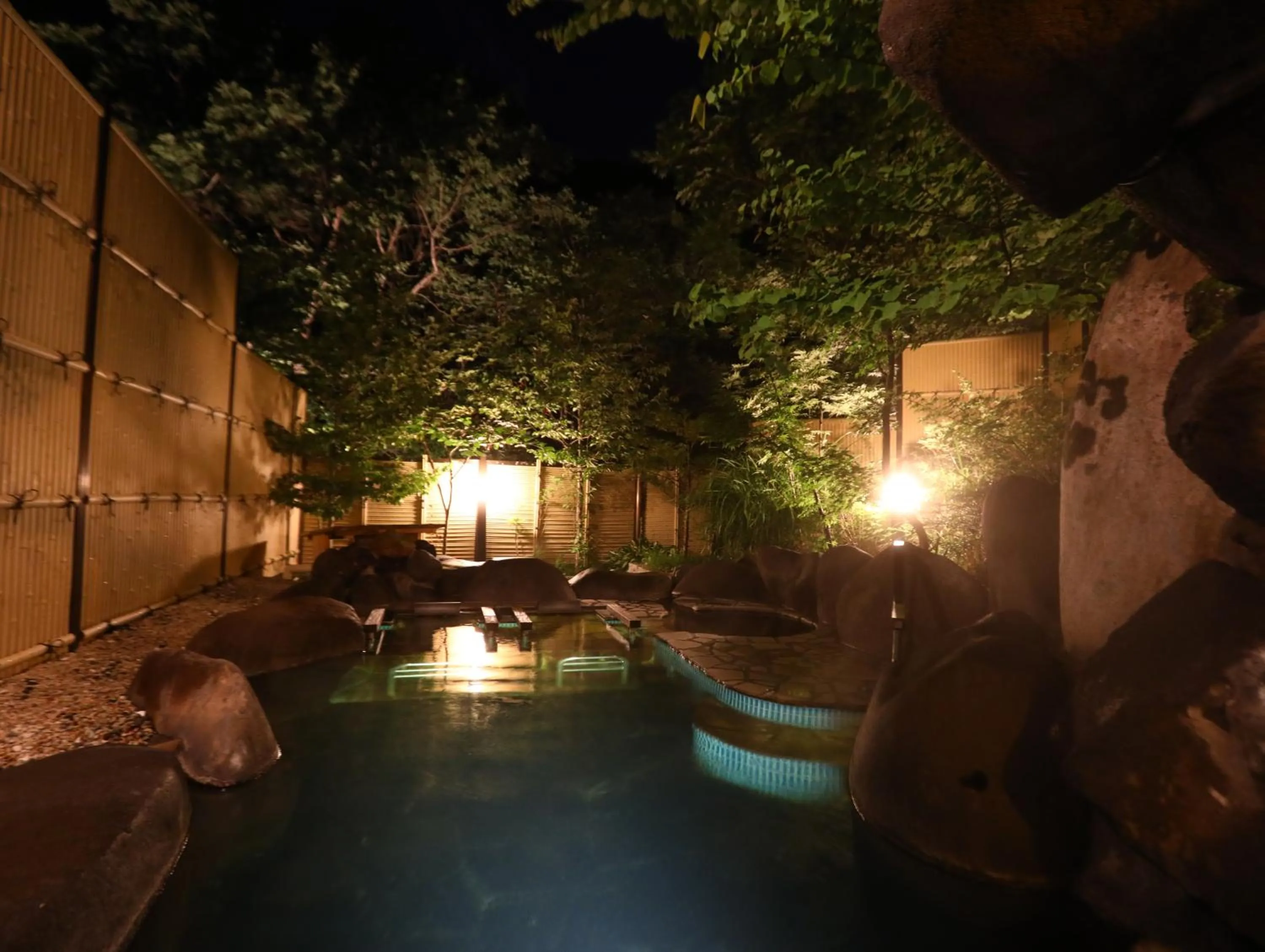 Night in Keiryuso Siorie