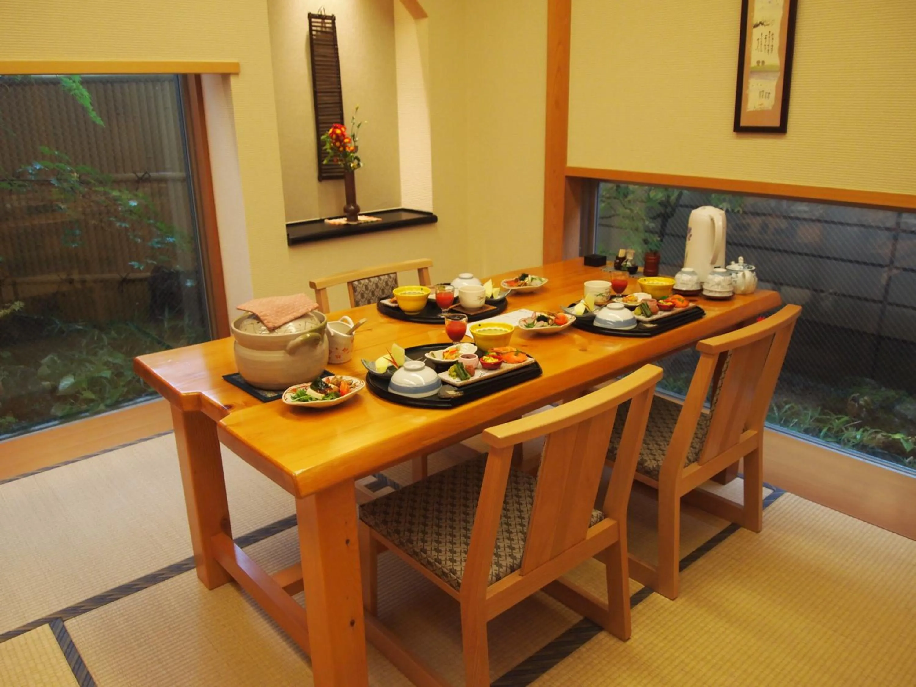 Restaurant/places to eat in Keiryuso Siorie