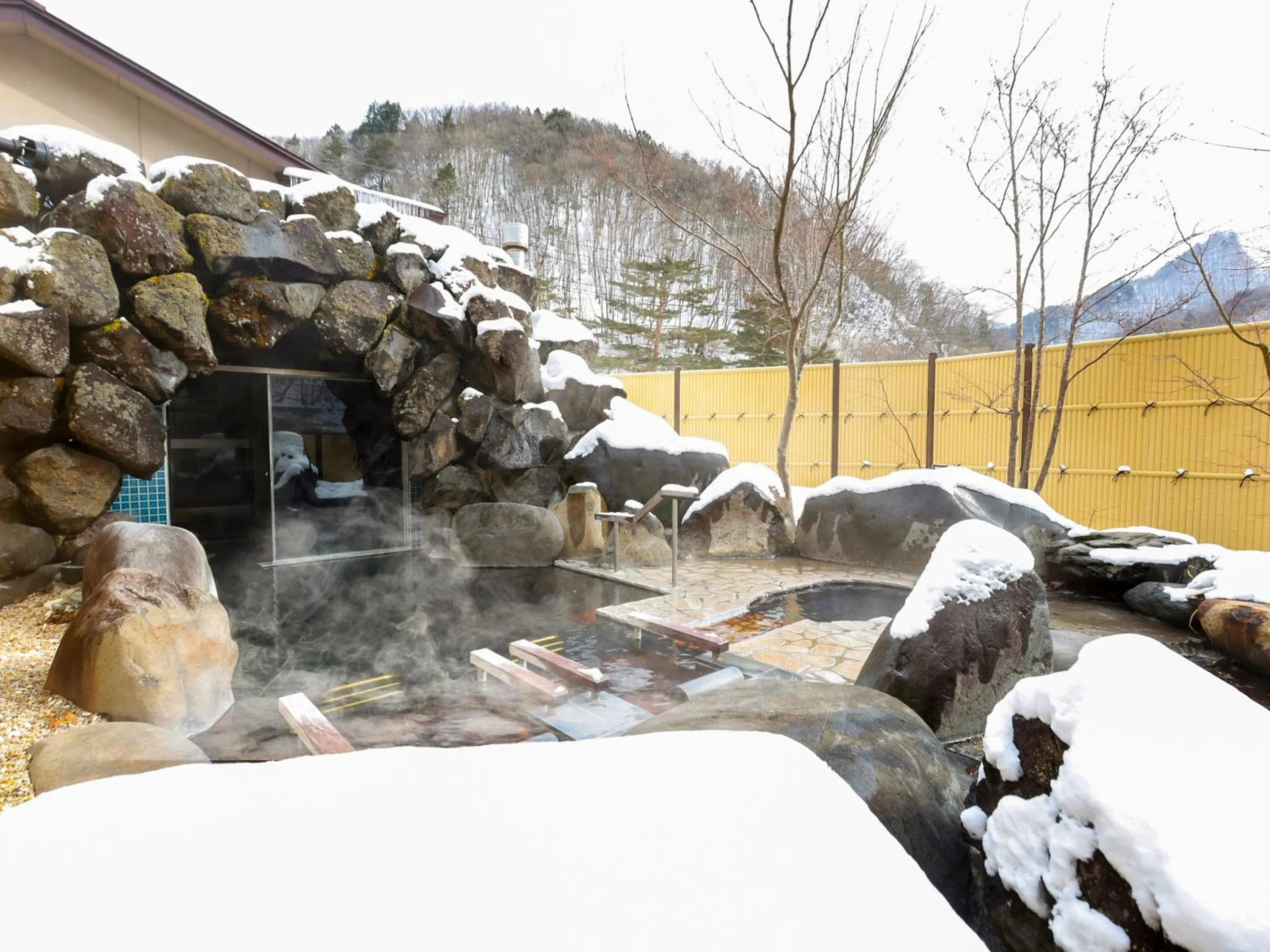 Open Air Bath in Keiryuso Siorie