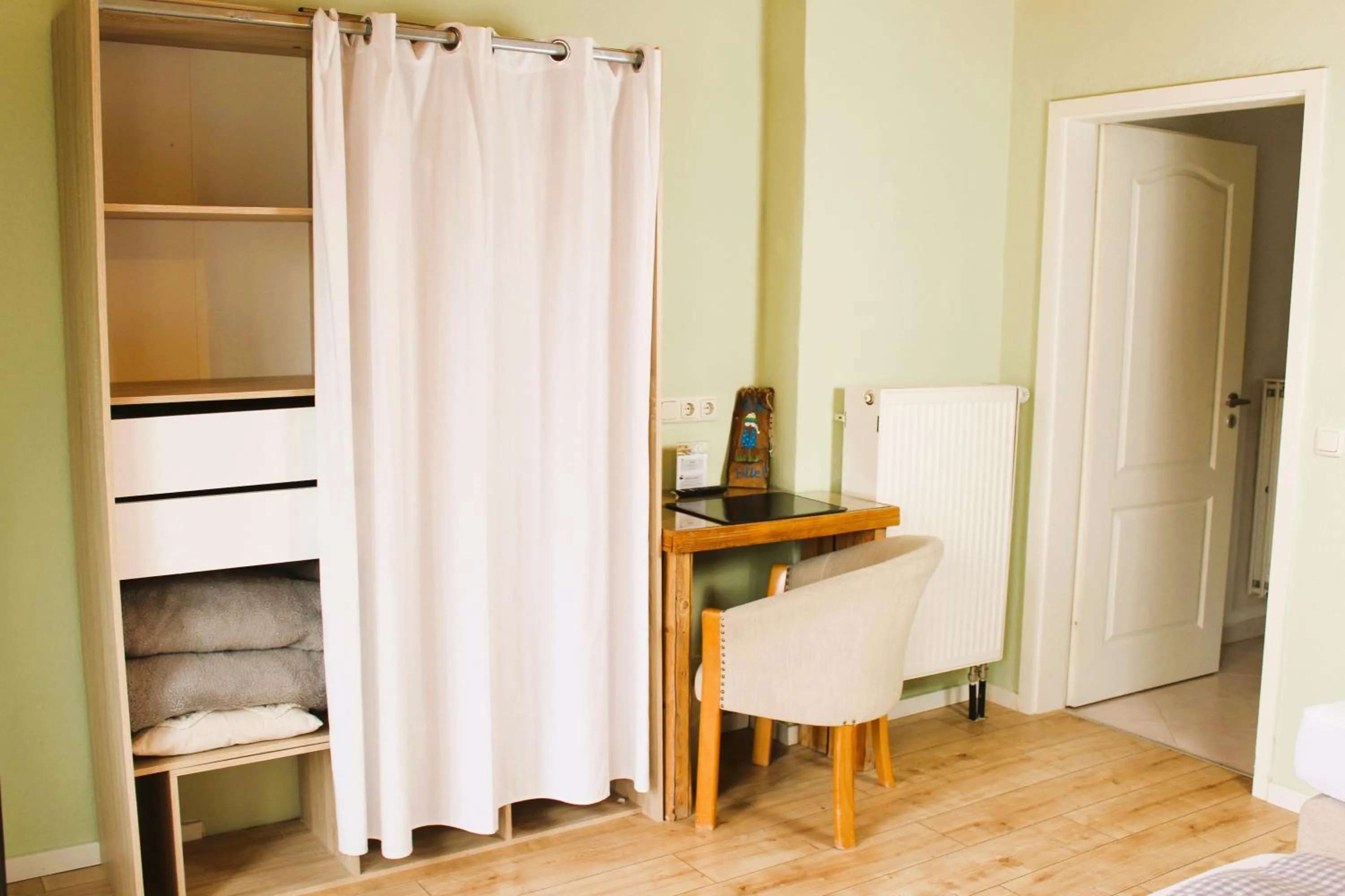 Photo of the whole room in ARRIVEL Pension Haus am Bach