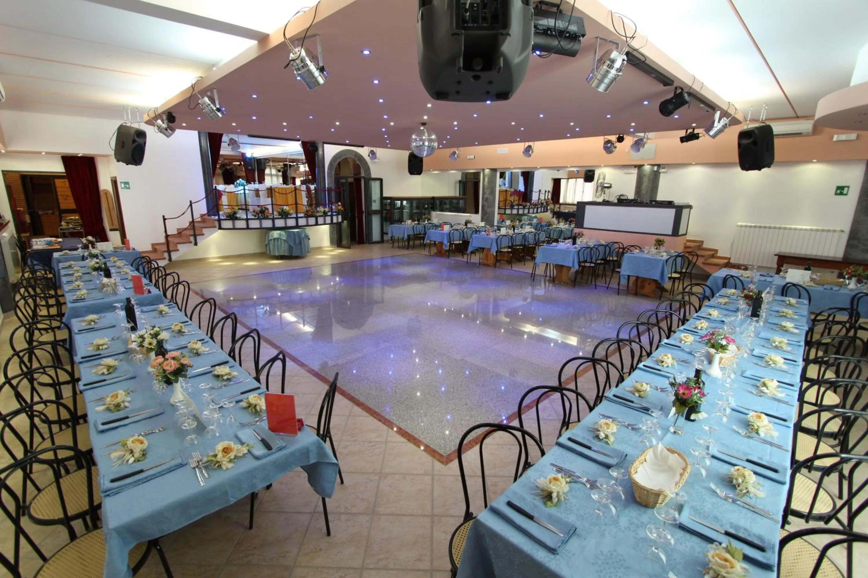 Restaurant/places to eat in Villa Patrizia