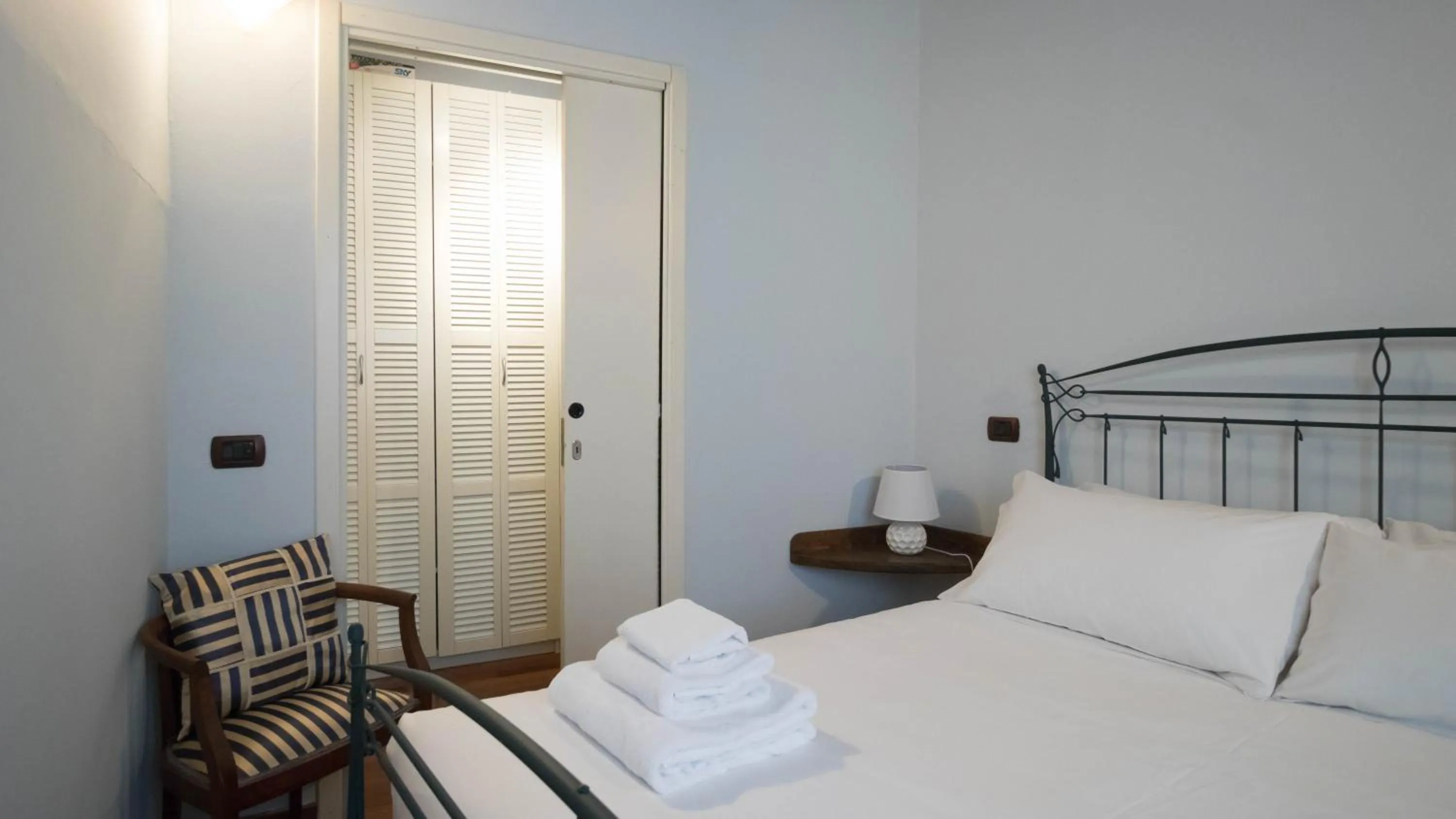 Other, Bed in Italianway Easy - San Calocero 29