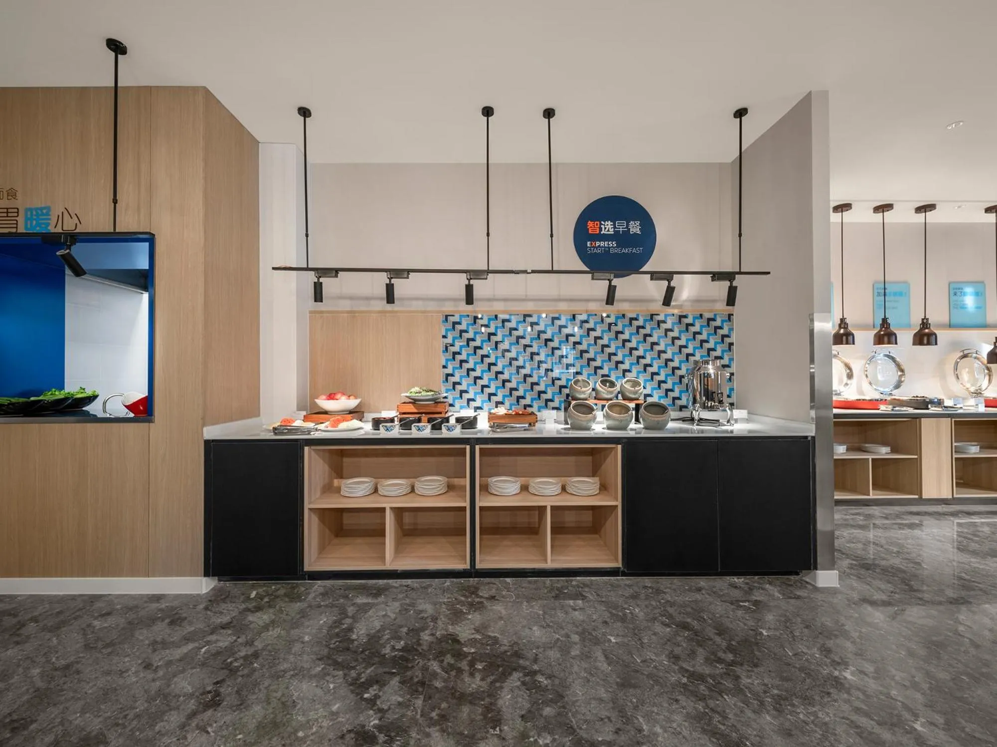 Buffet breakfast in Holiday Inn Express Changchun Jingyue by IHG