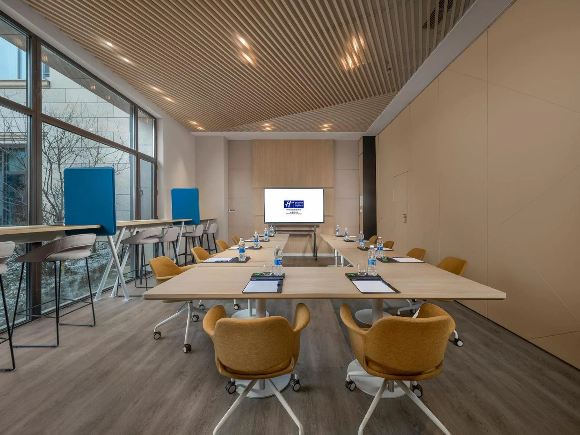 Meeting/conference room in Holiday Inn Express Changchun Jingyue by IHG