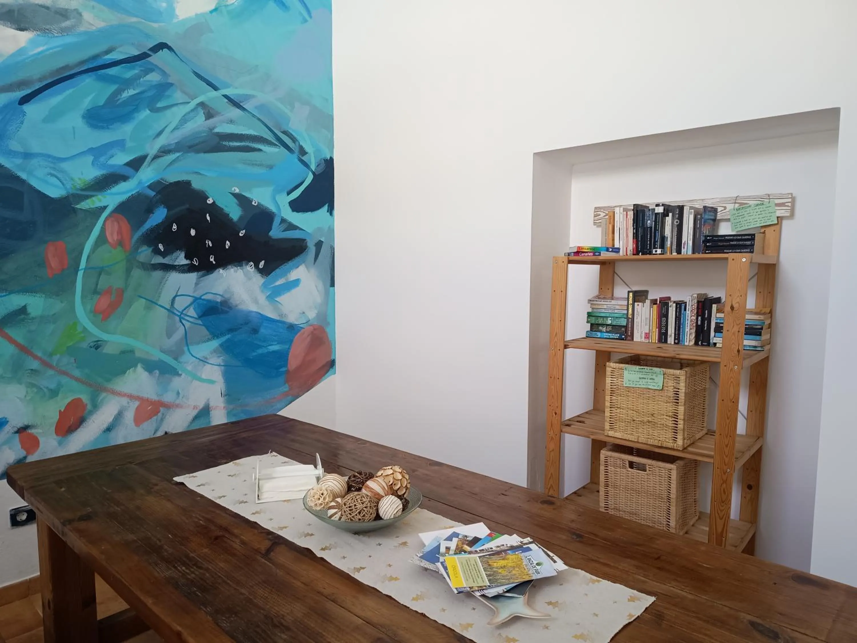 Communal kitchen in Casa Mocan