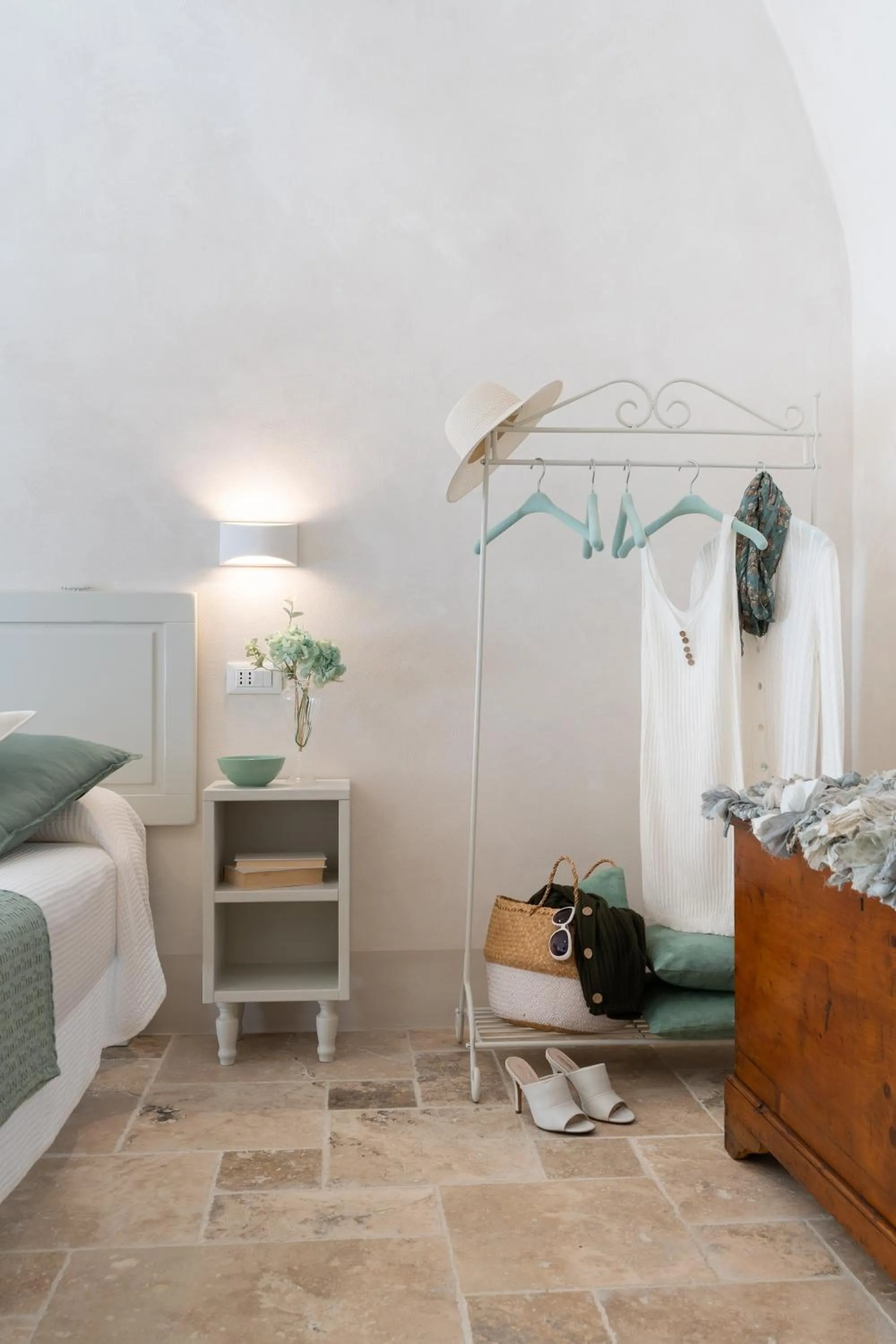 Decorative detail, Bed in Beatabb