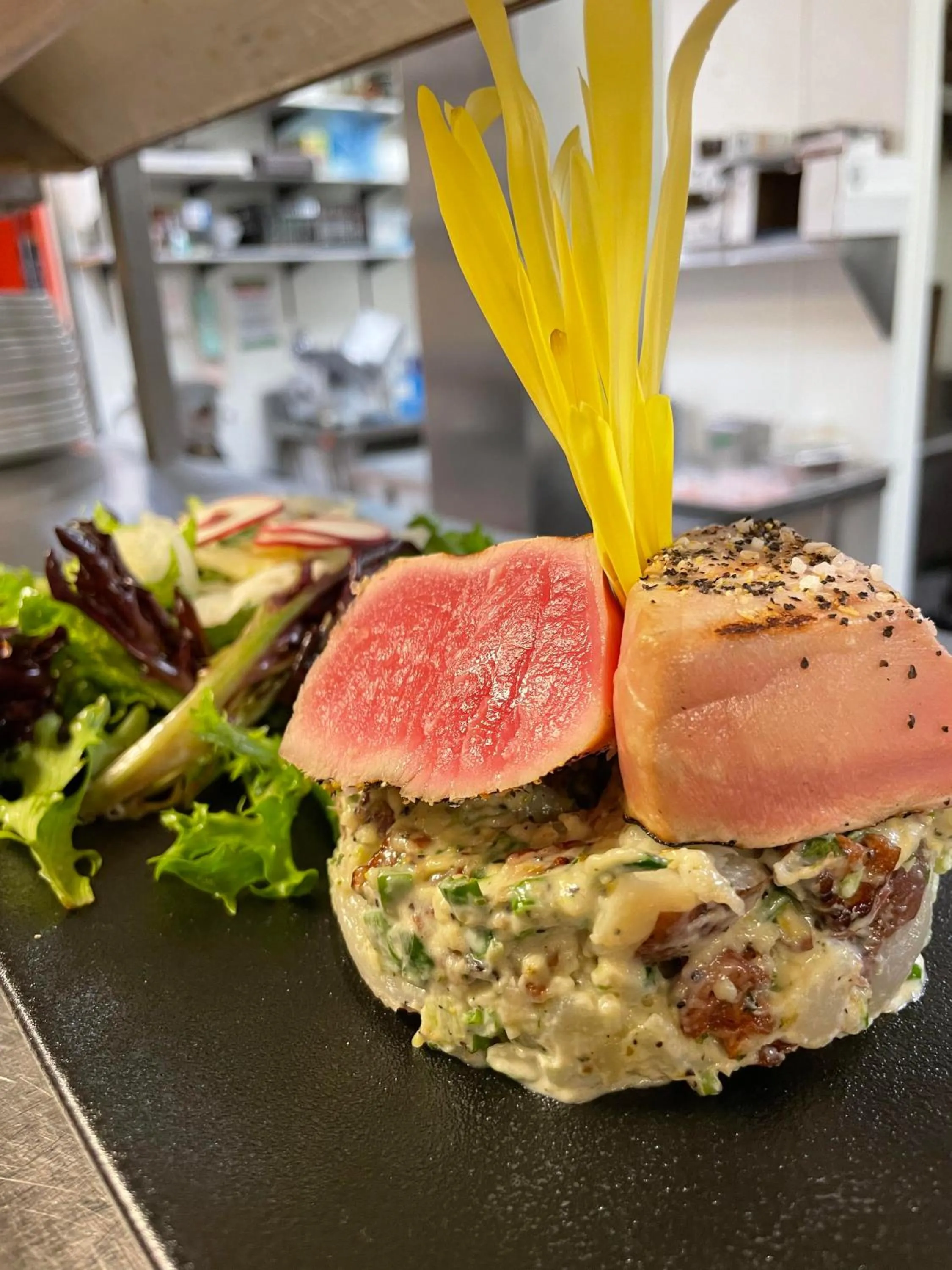 Food in Hôtel et Centre de Villégiature Lac Carling