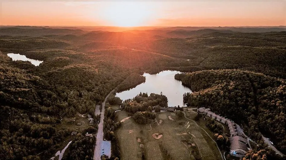 Natural landscape in Hôtel et Centre de Villégiature Lac Carling