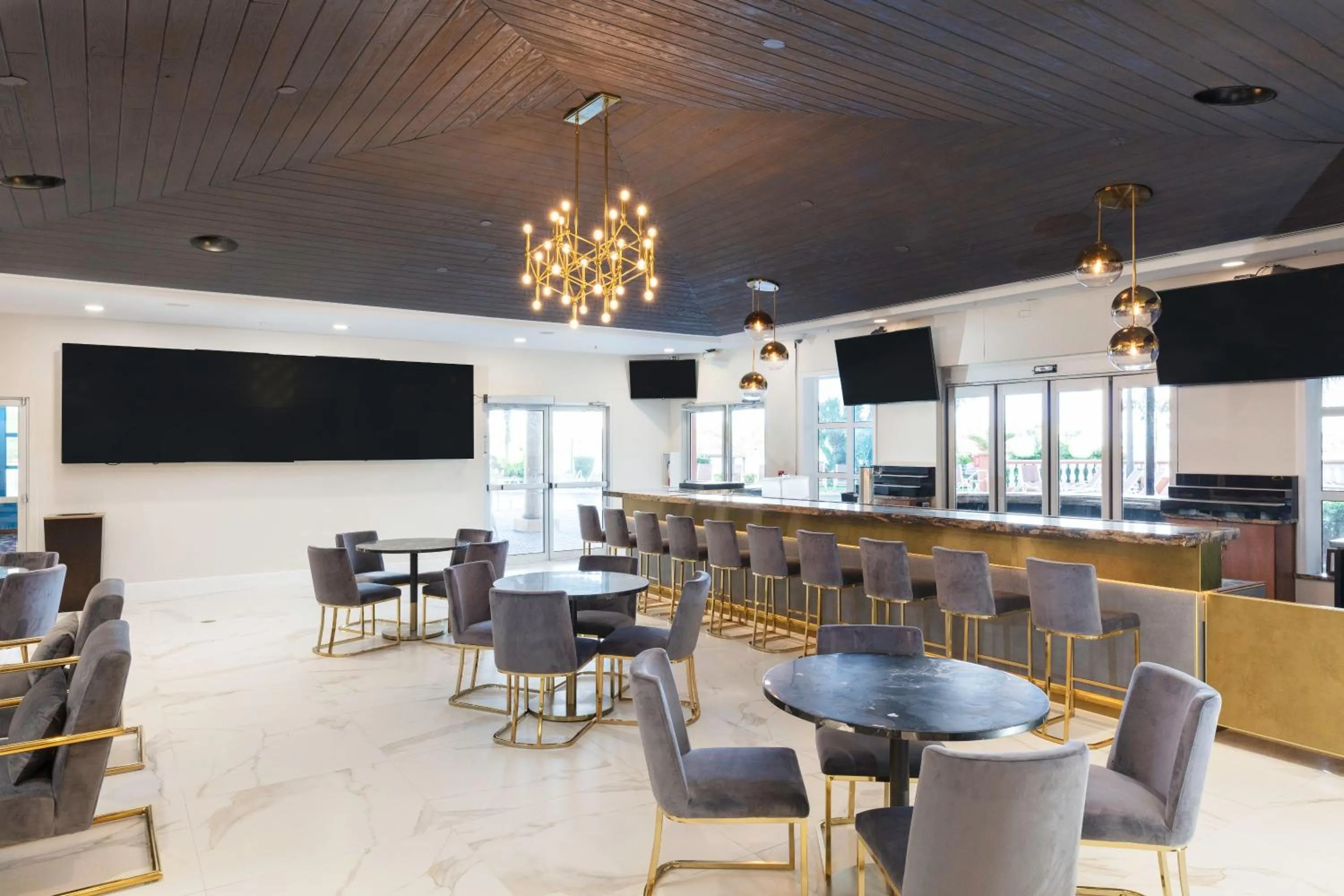 Restaurant/places to eat in Westgate Palace Hotel - Universal - I-Drive