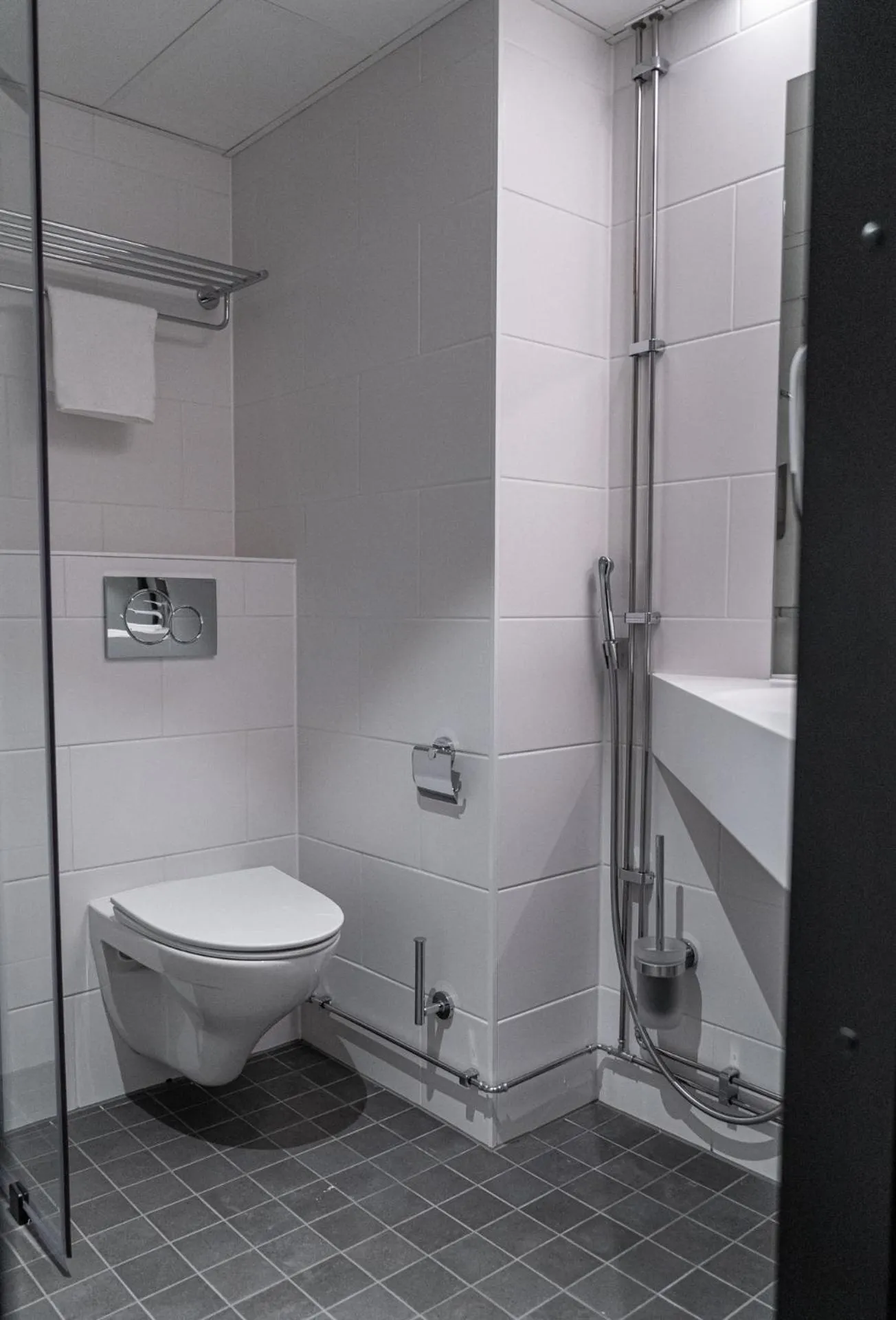 Bathroom in Hotelli Sointu by UHANDA