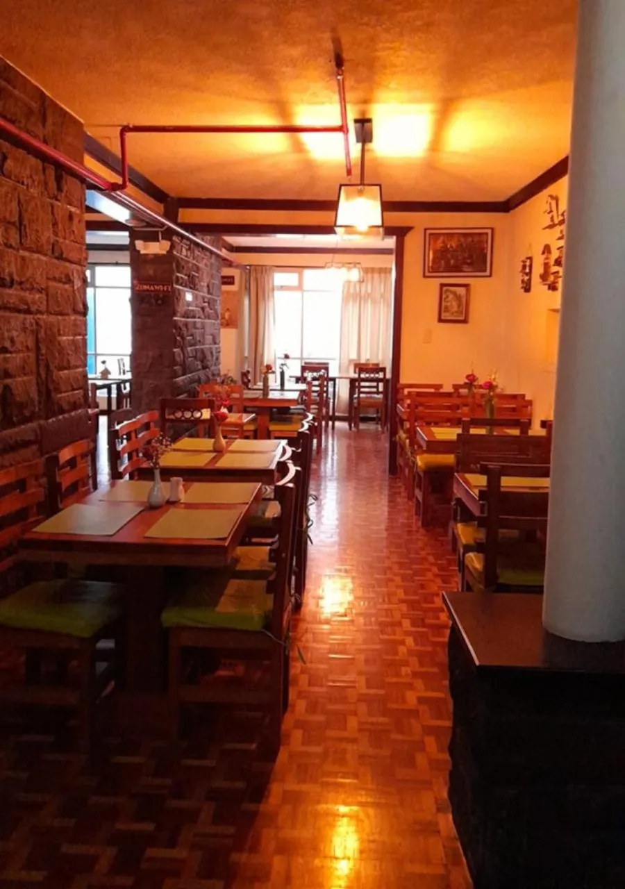 Restaurant/places to eat in Casa Carrión