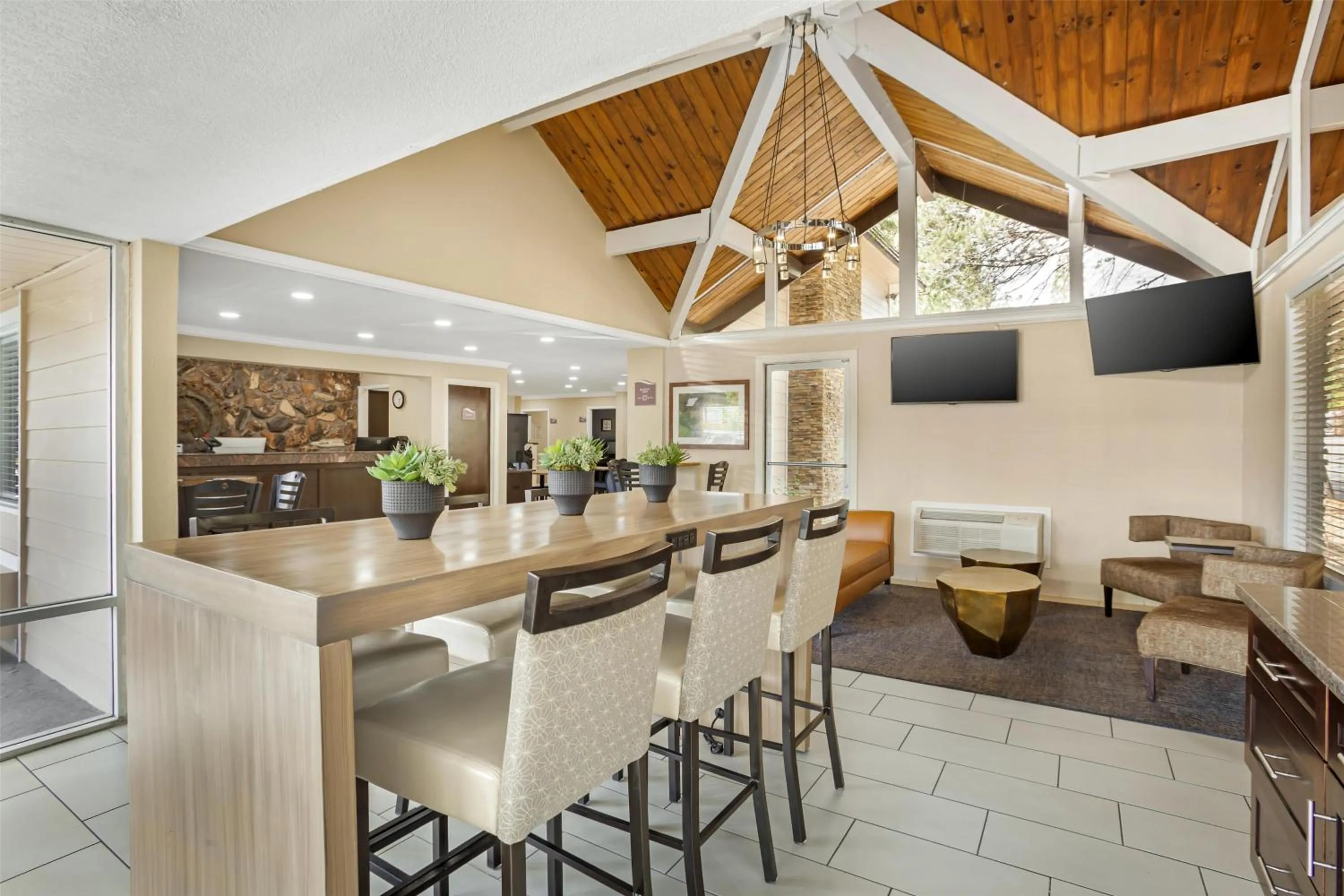 Lobby or reception in Best Western Gold Country Inn