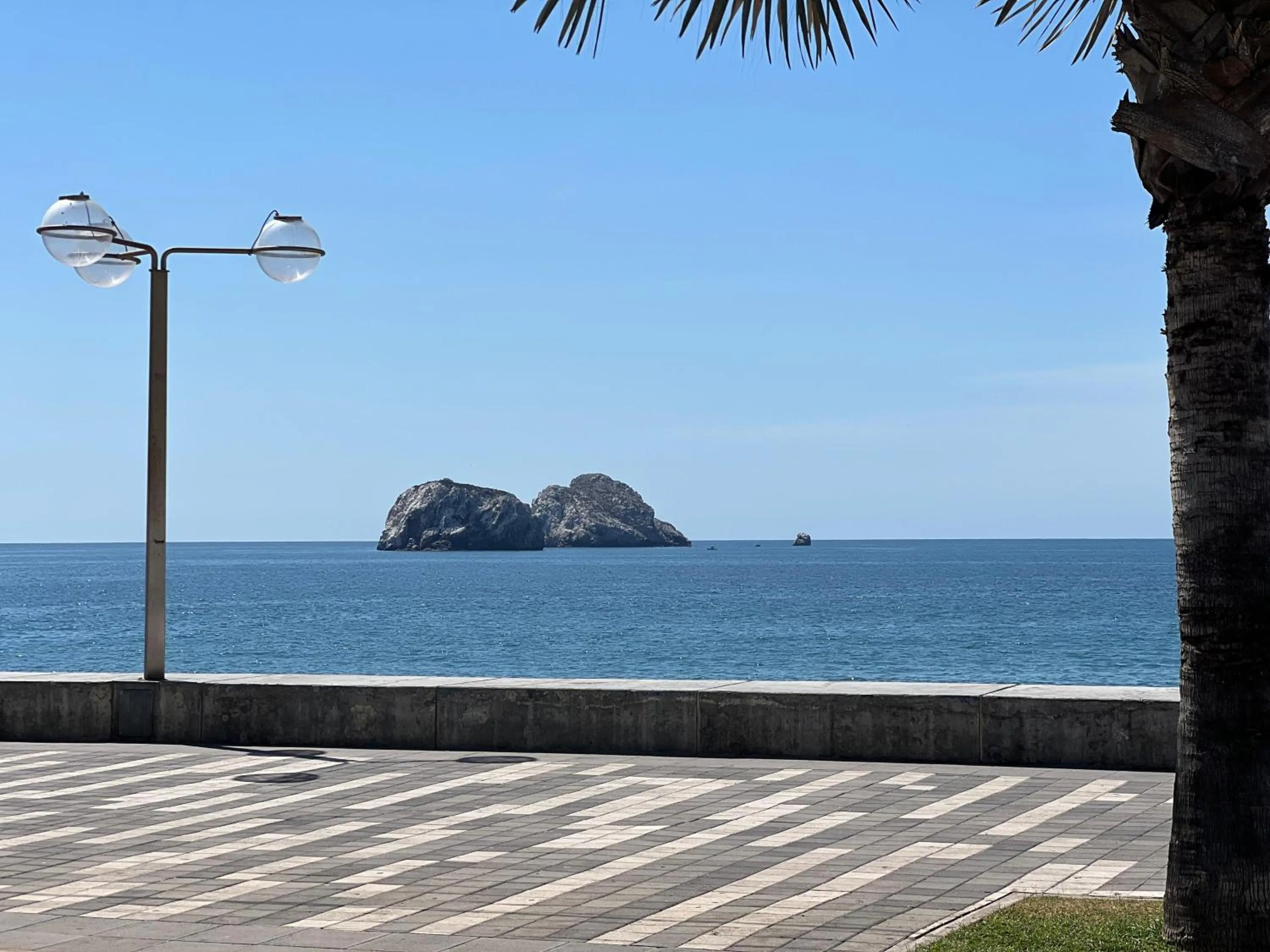 Day in Hotel La Siesta Malecón