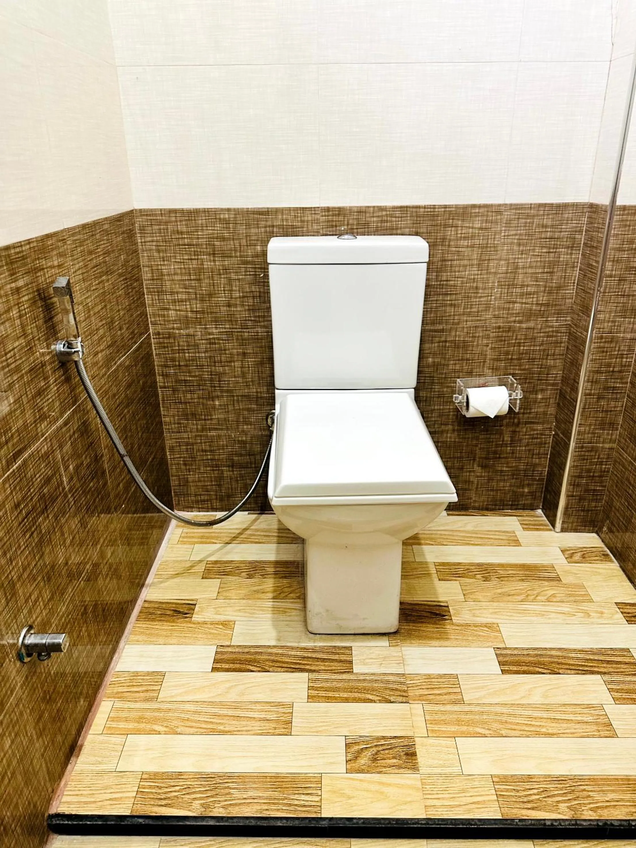 L S Lanka Hotel Dambulla