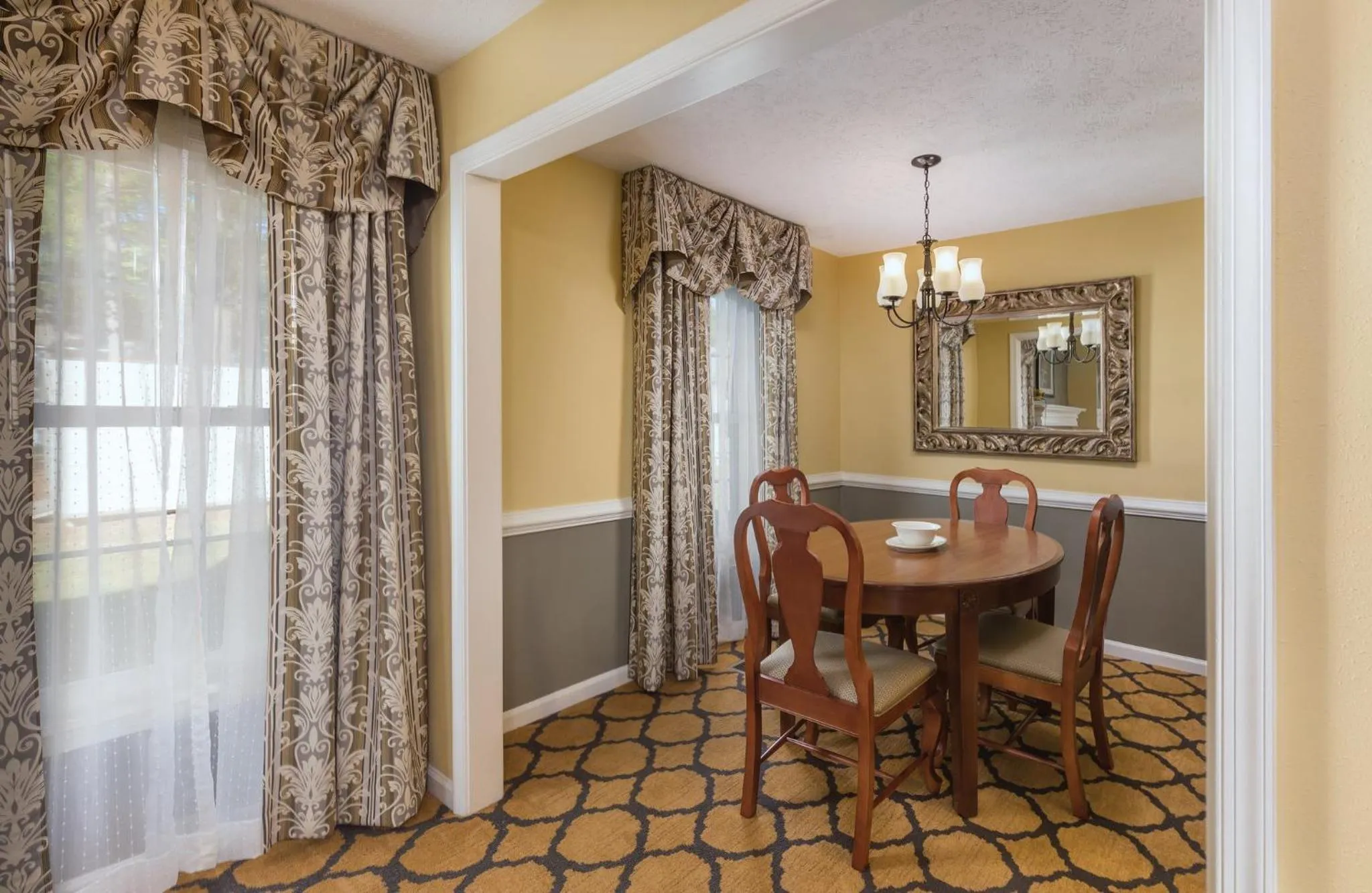 Food and drinks in Club Wyndham Patriots Place