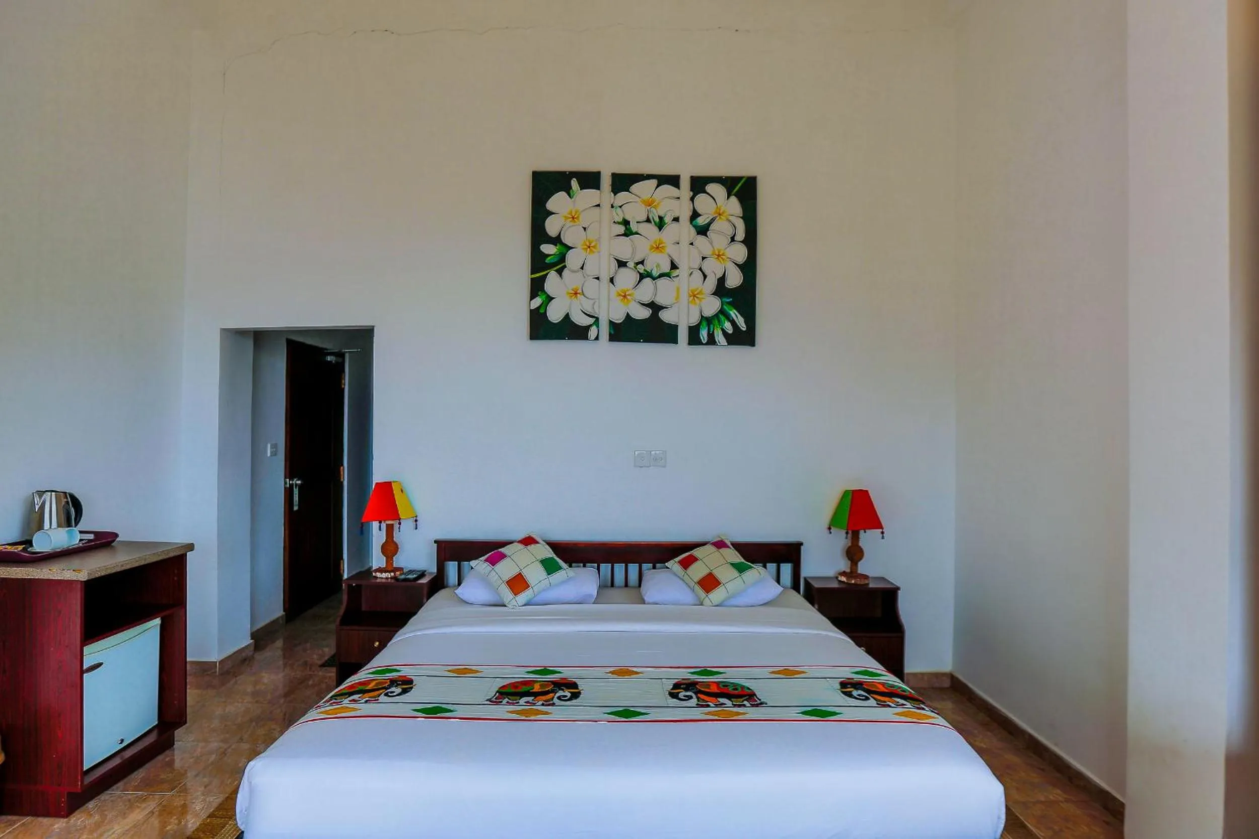 Bed in Thuruliya Hotel