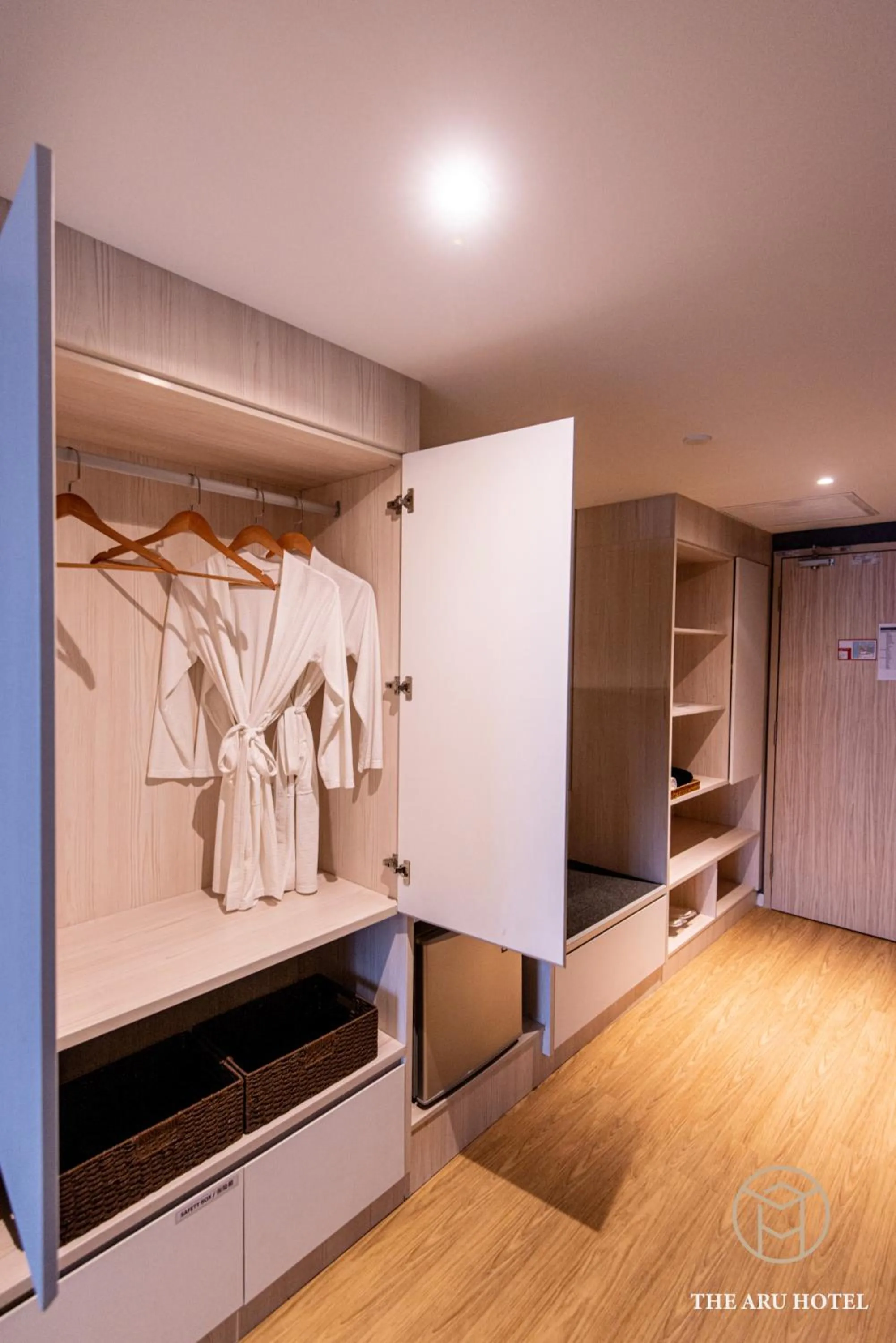 Bed in The Aru by Ayuhouz