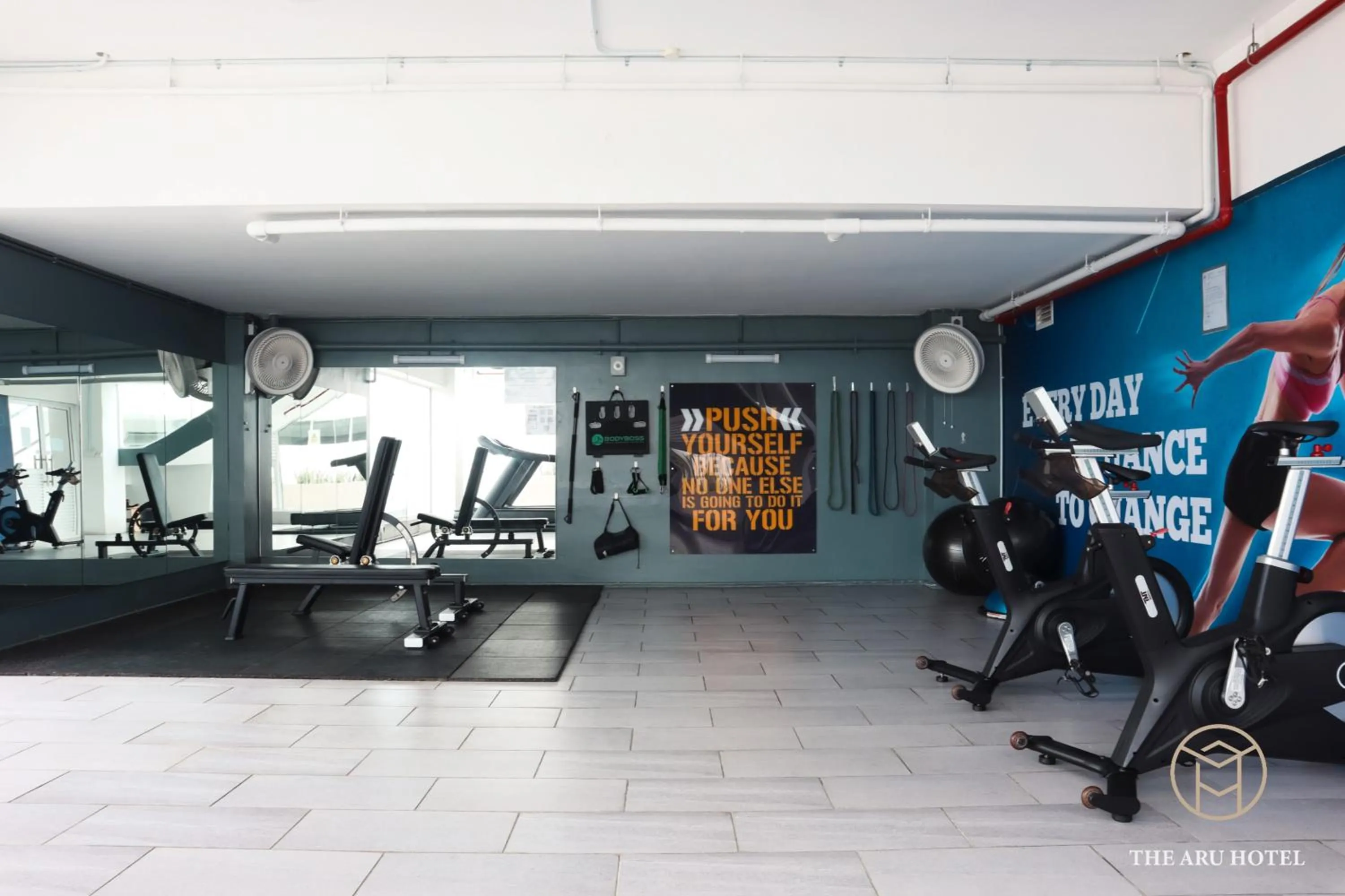 Fitness centre/facilities in The Aru by Ayuhouz
