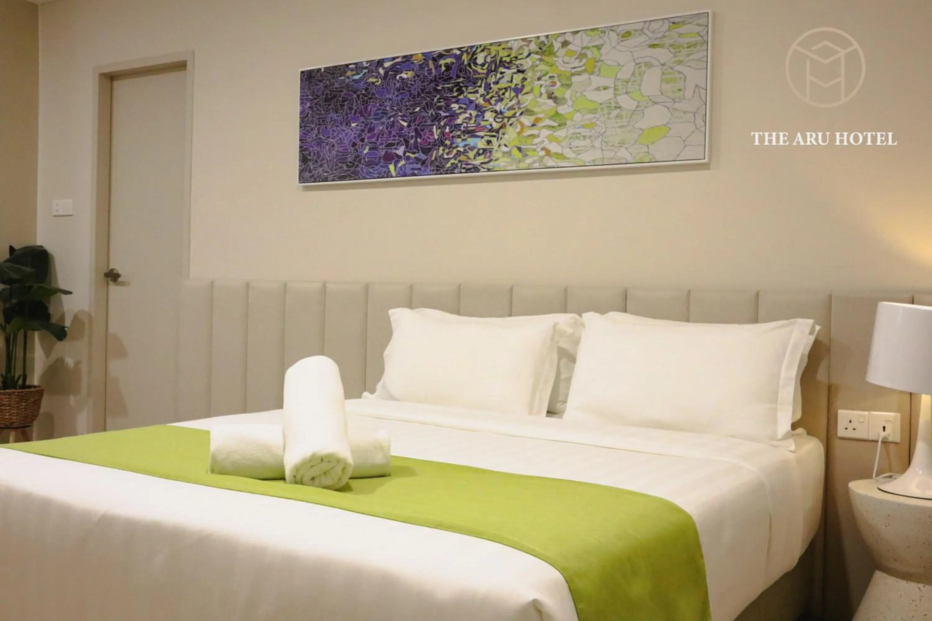 Bed in The Aru by Ayuhouz