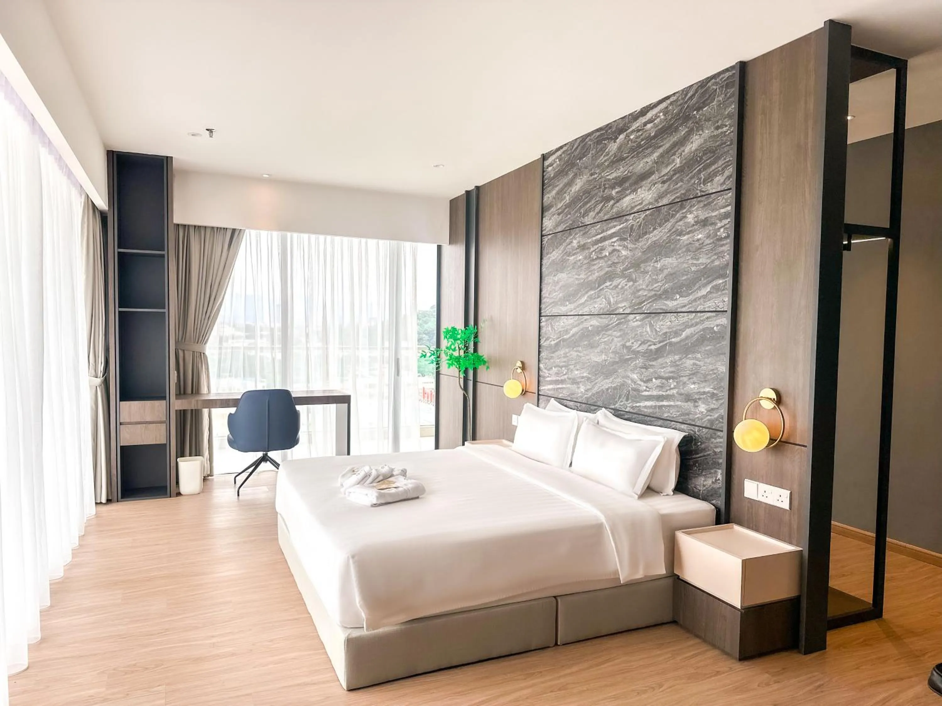 Bed in The Aru by Ayuhouz