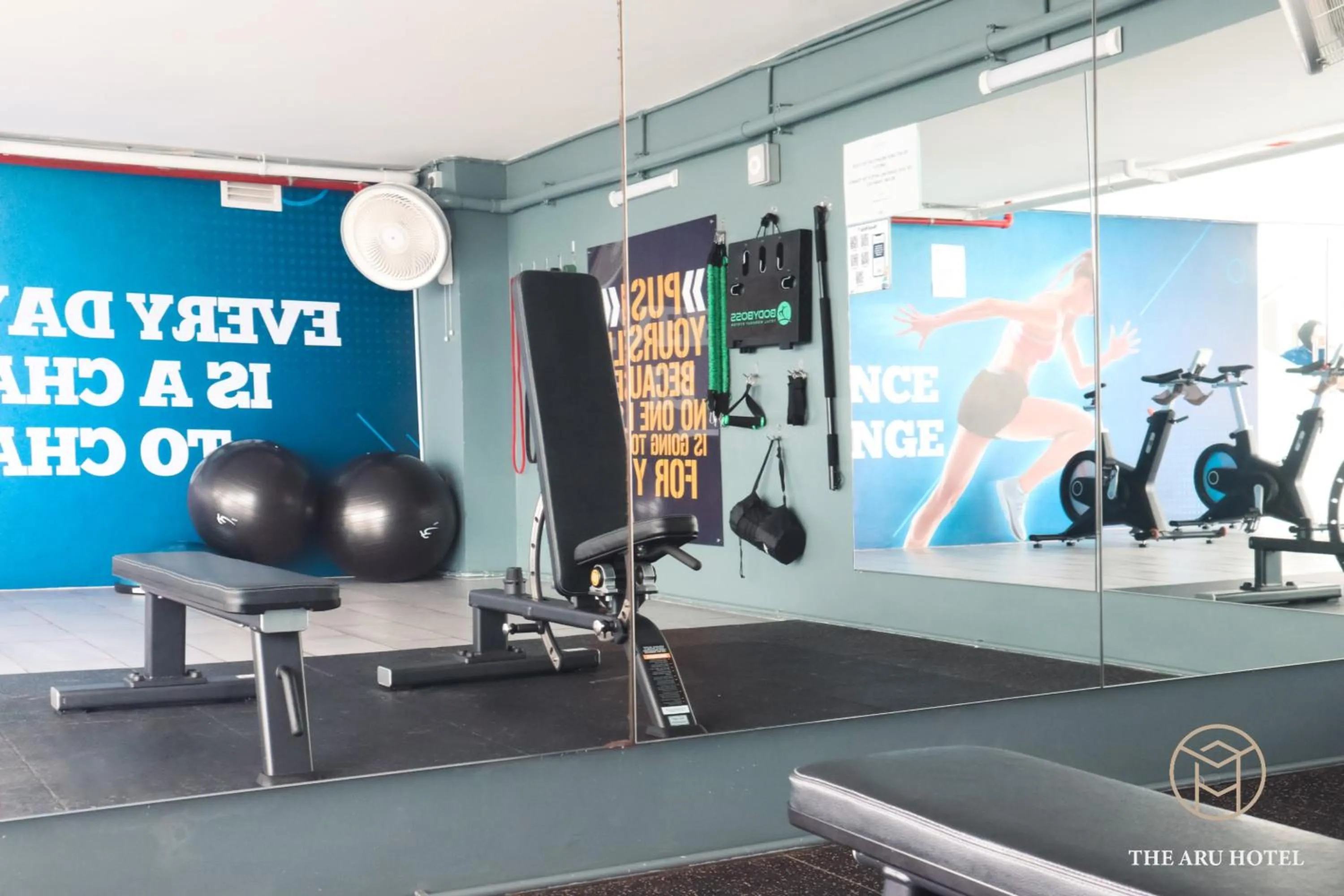 Fitness centre/facilities in The Aru by Ayuhouz