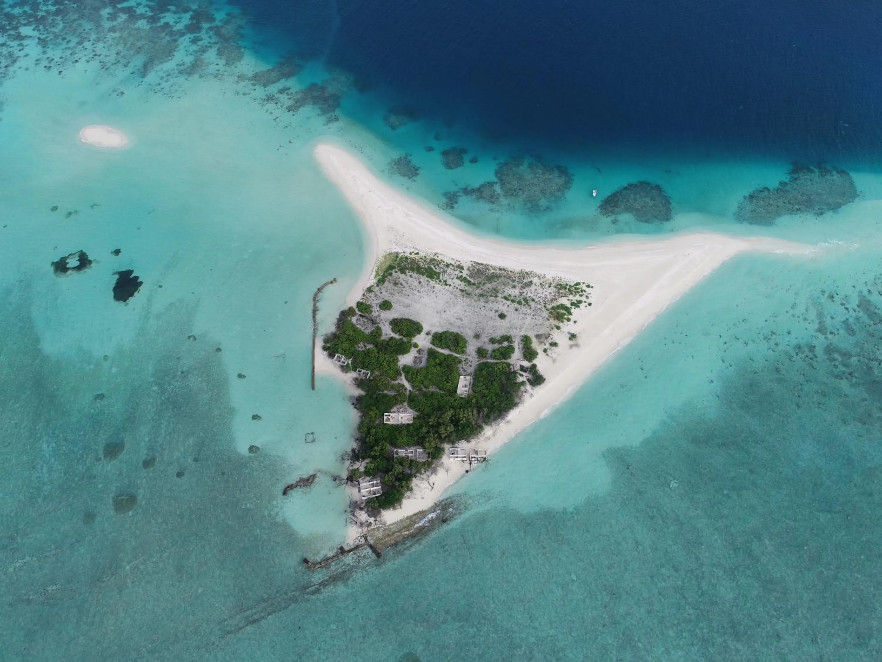 Nearby landmark in One The Island