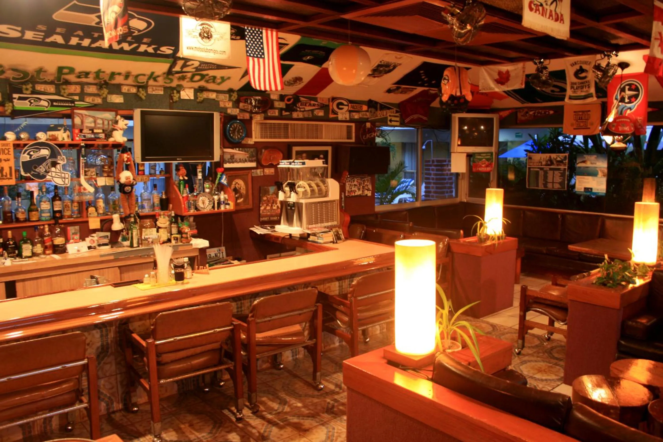 Lounge or bar in Hotel Azteca Inn