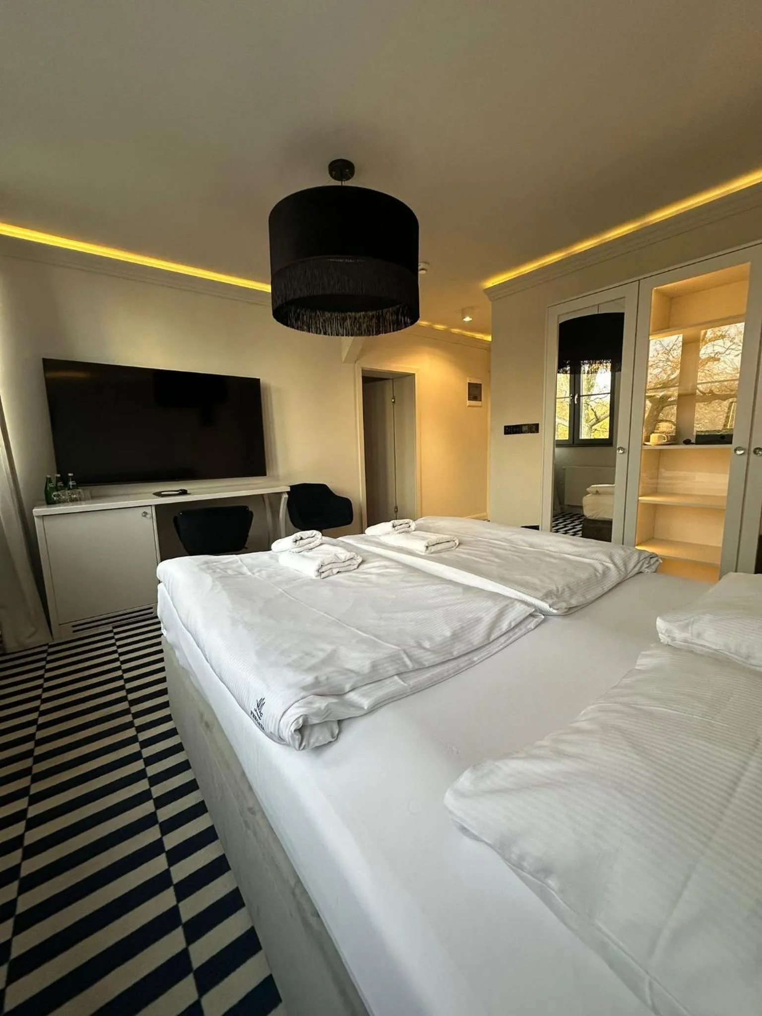 Property building, Bed in Fregata Kołobrzeg