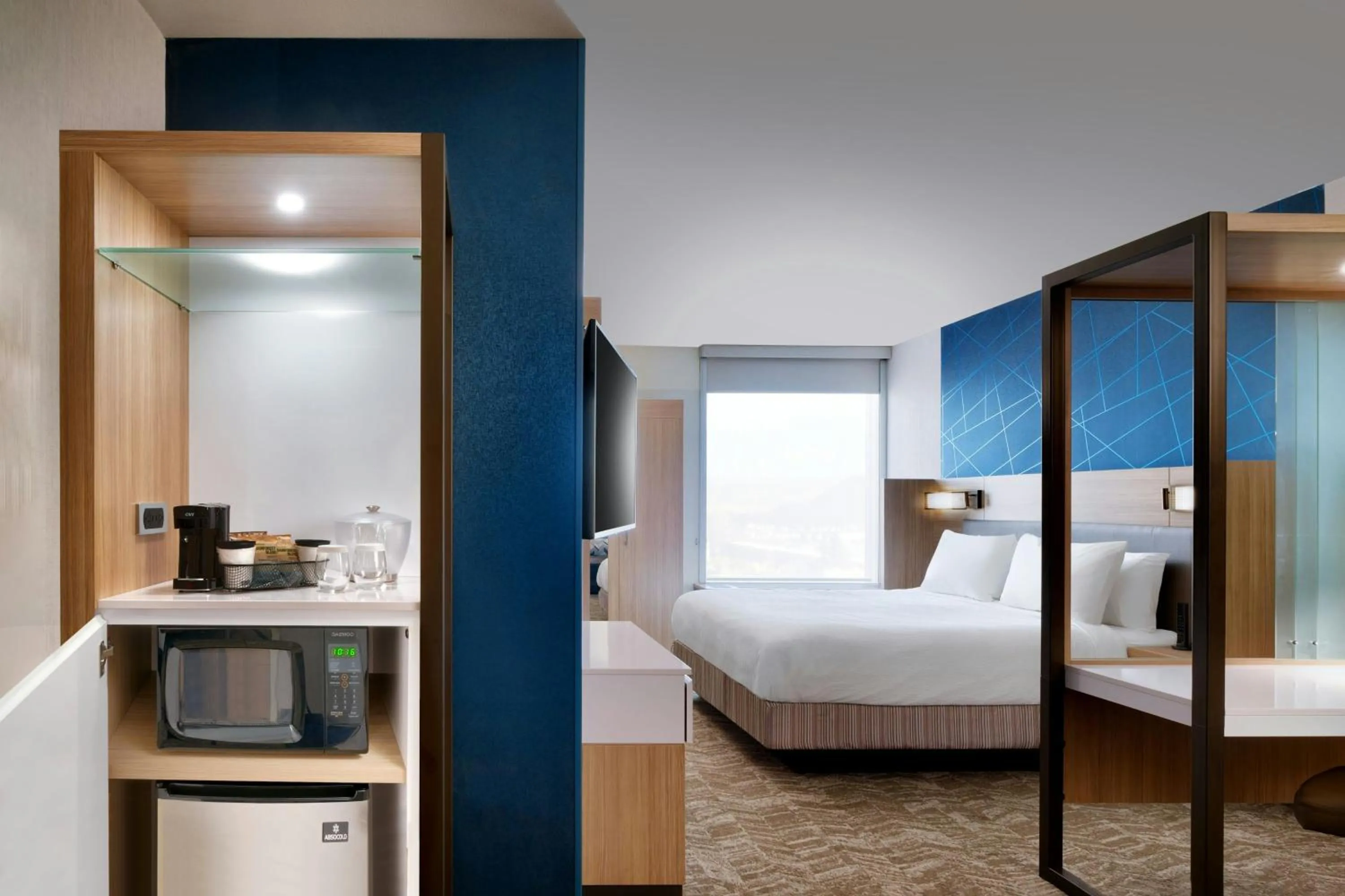Kitchen or kitchenette, Bed in SpringHill Suites by Marriott Cottonwood