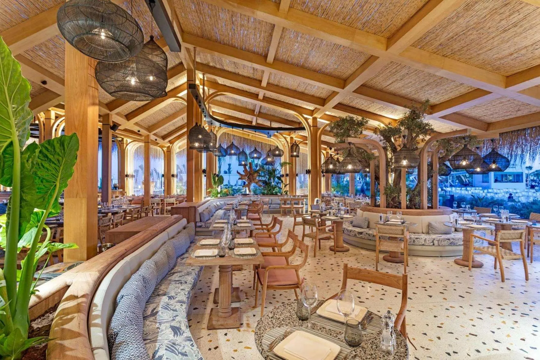 Restaurant/places to eat in Cullinan Belek