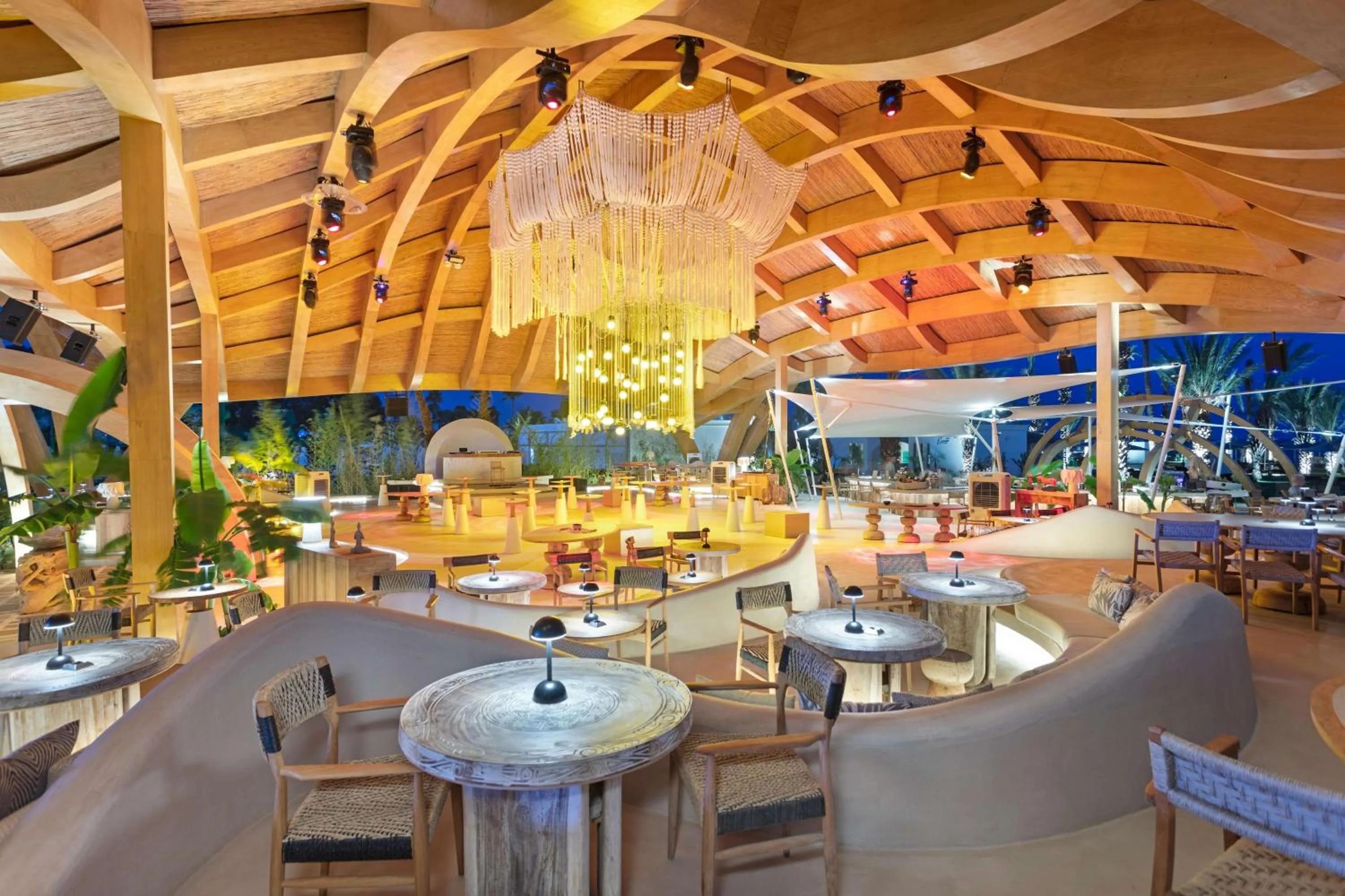 Restaurant/places to eat in Cullinan Belek