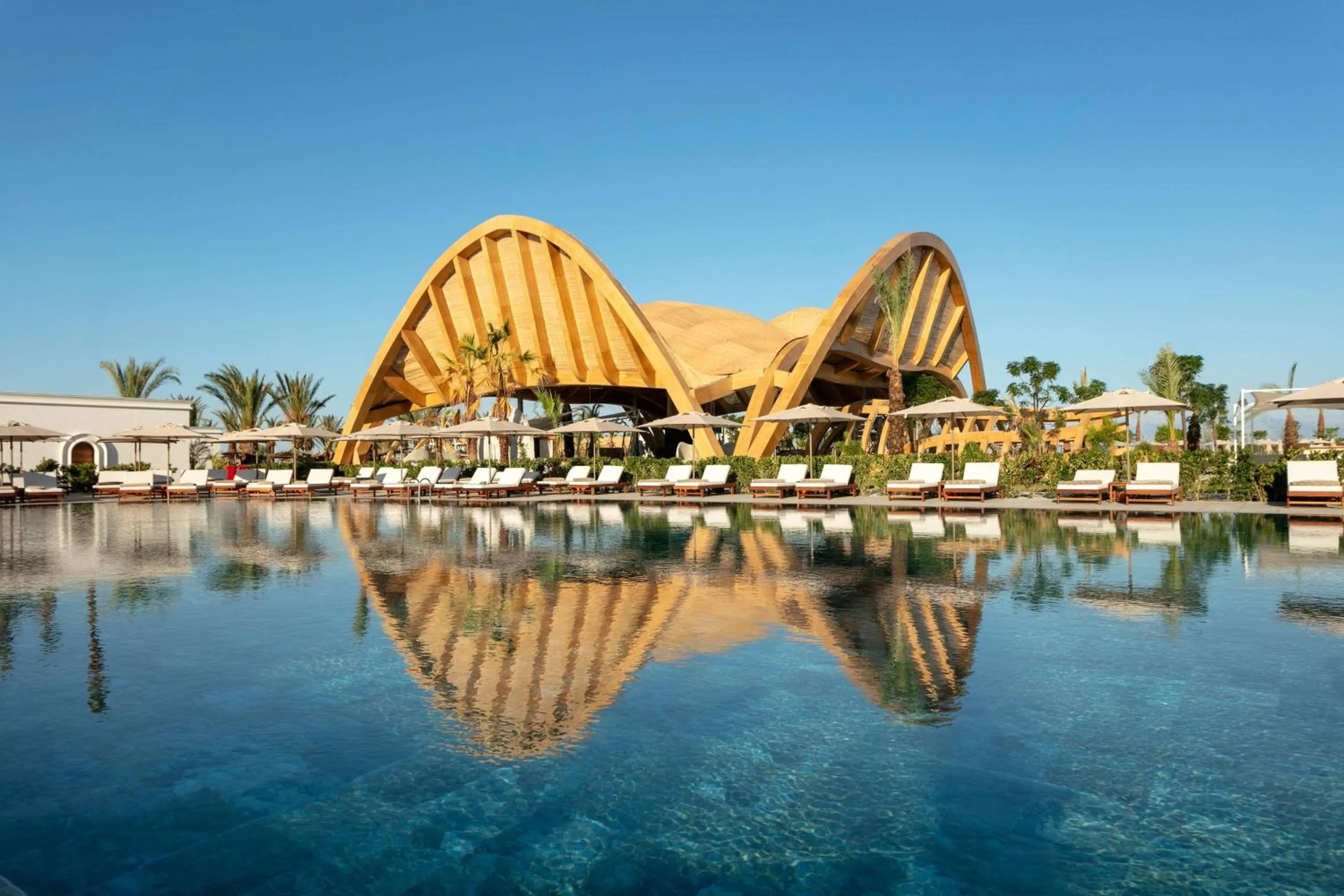 Swimming pool in Cullinan Belek