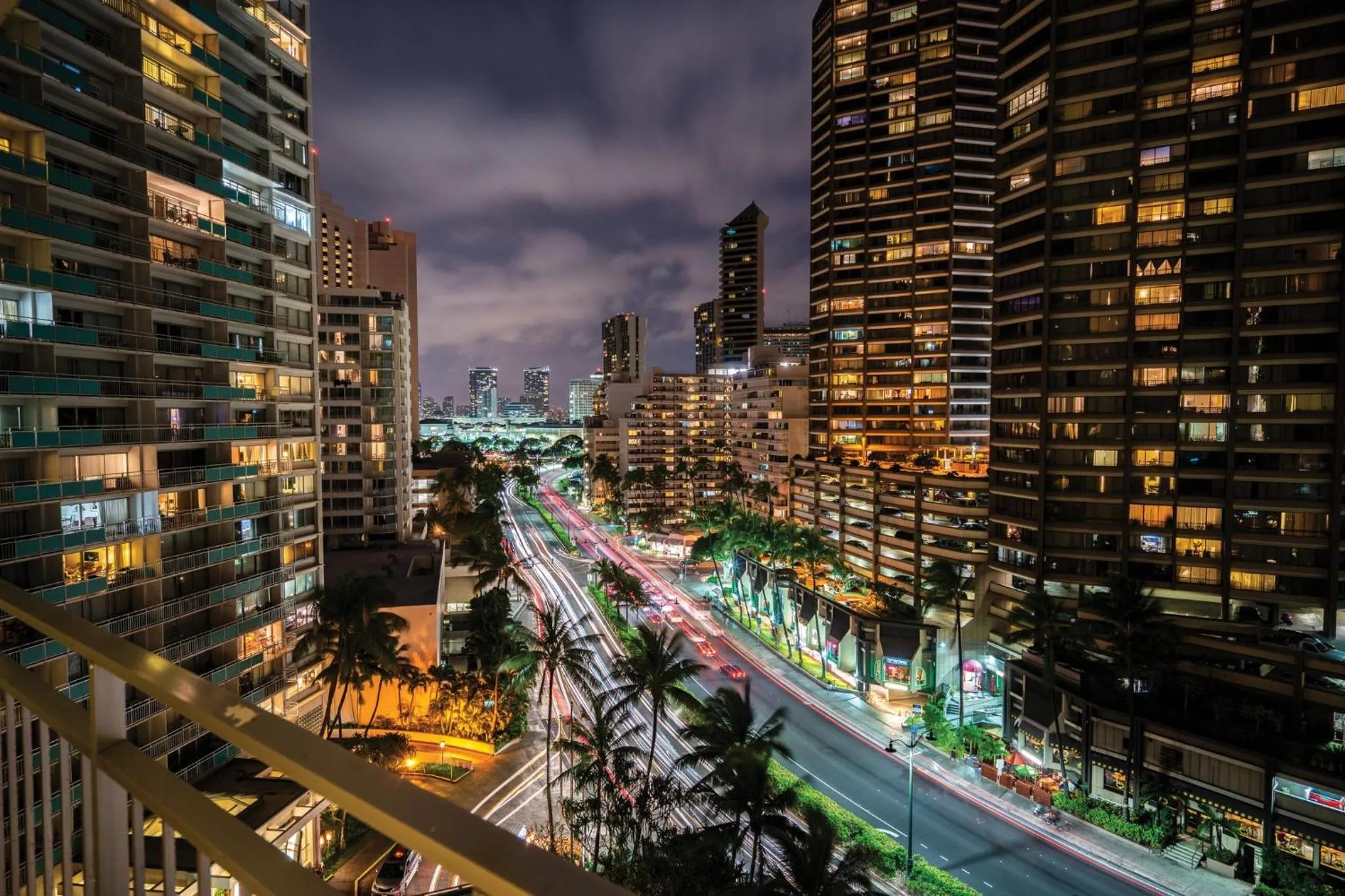 Property building in Wyndham Vacation Resorts Royal Garden at Waikiki